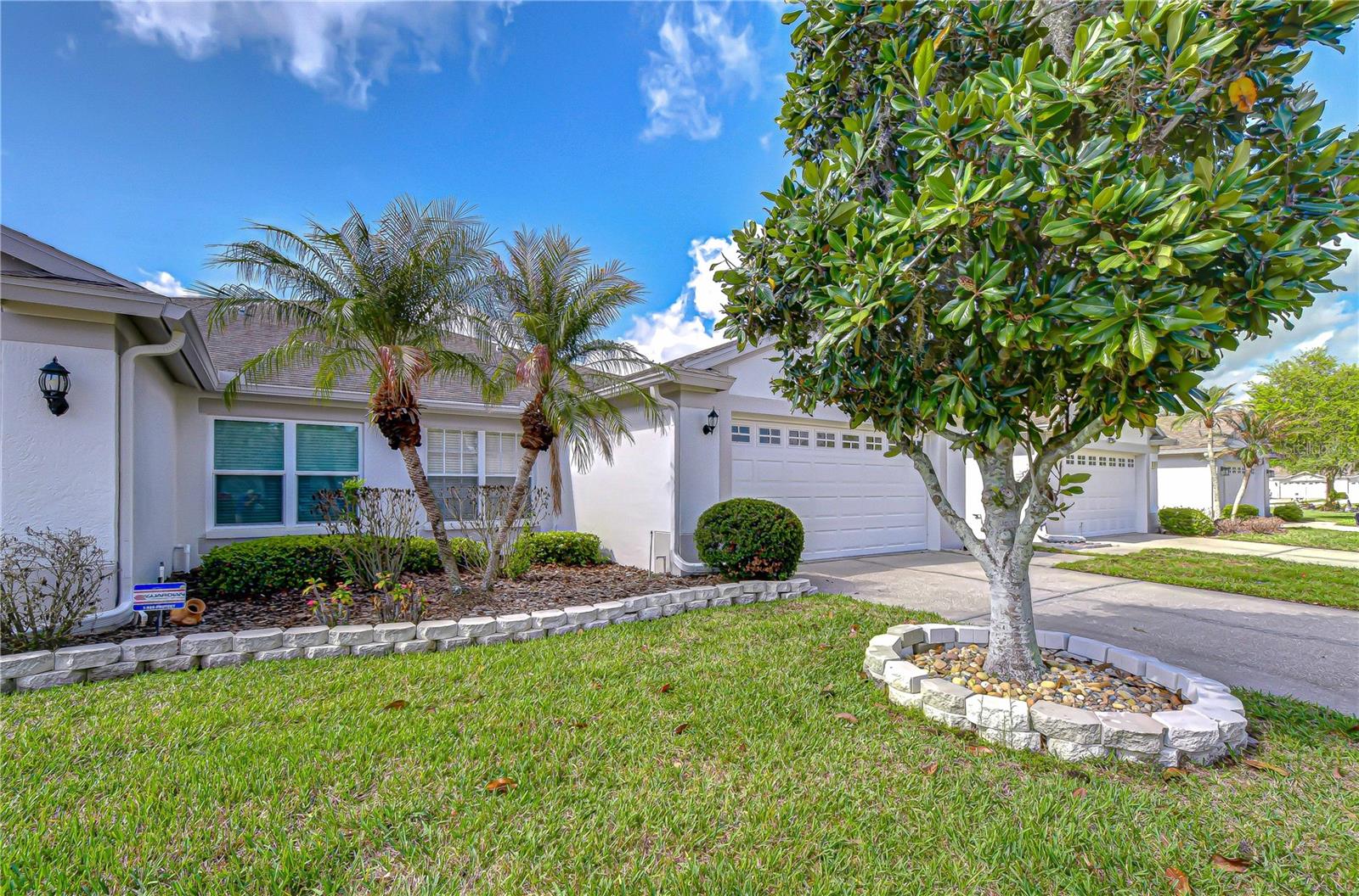 1832 SASSAFRAS DR