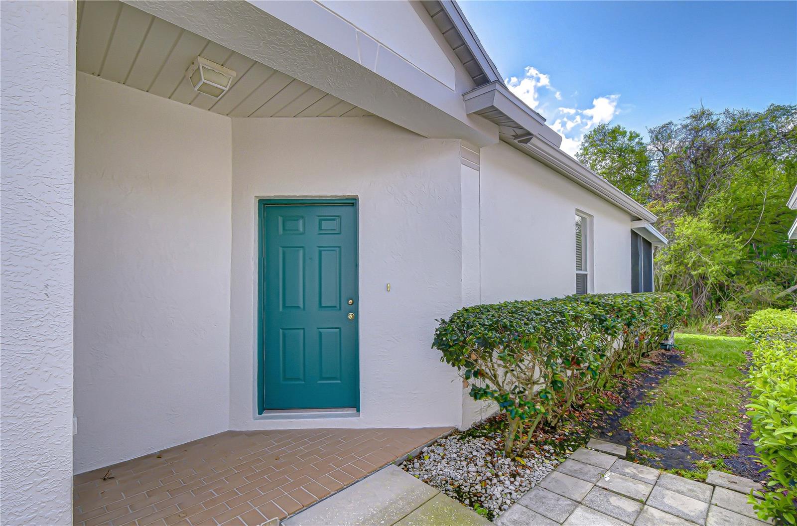 1832 SASSAFRAS DR