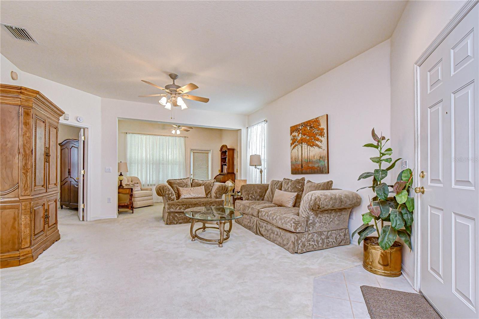 1832 SASSAFRAS DR