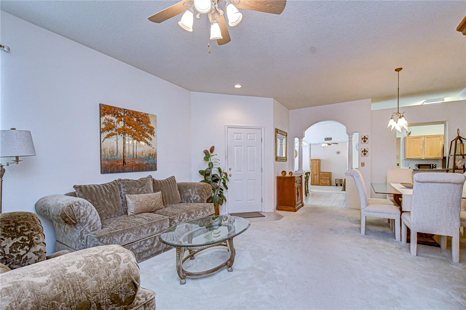 1832 SASSAFRAS DR