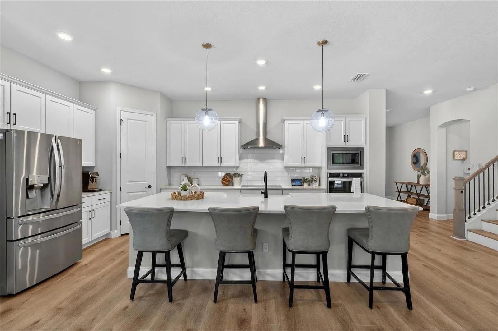 3188 BROWN BROCKET LN