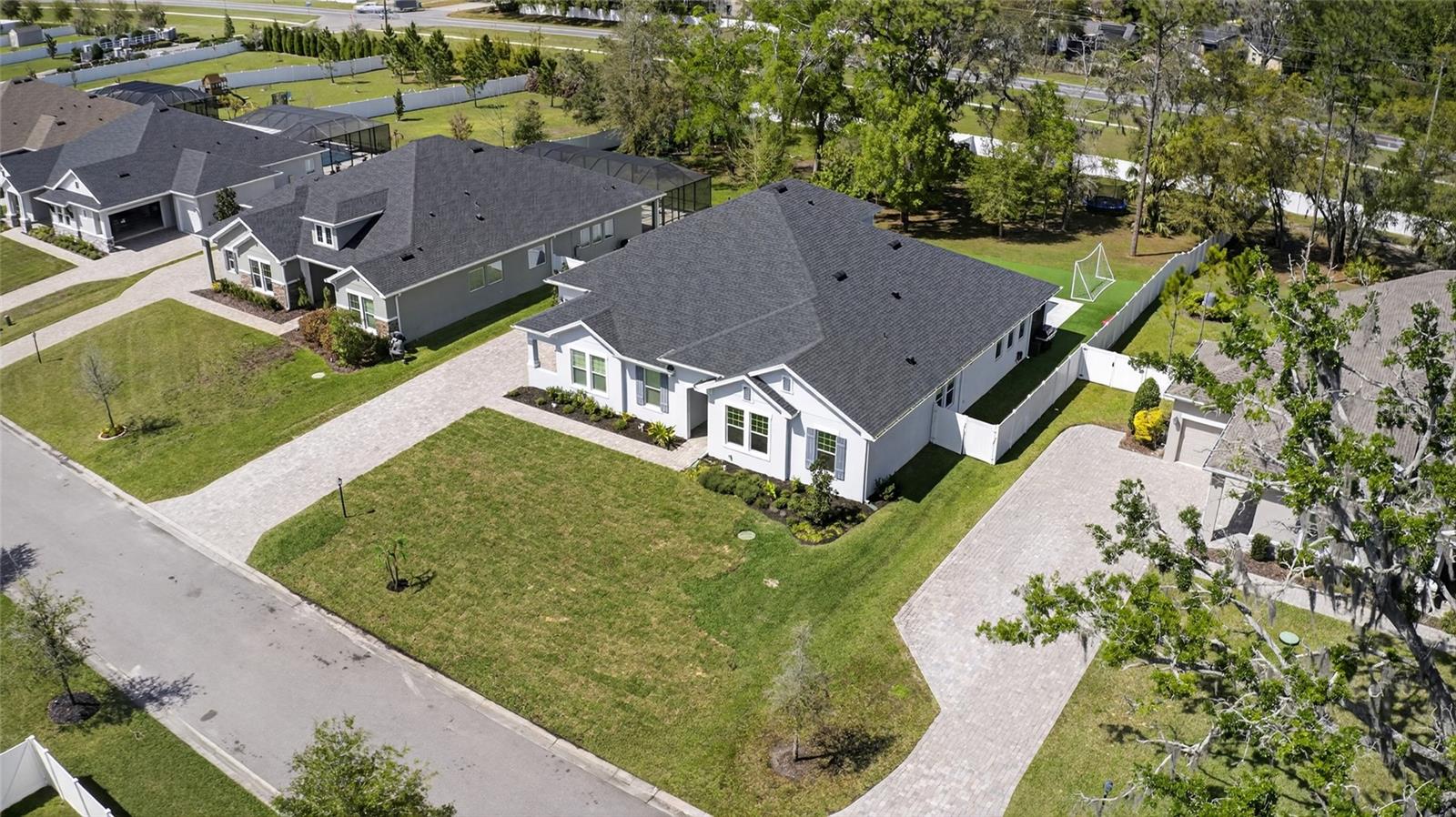3188 BROWN BROCKET LN