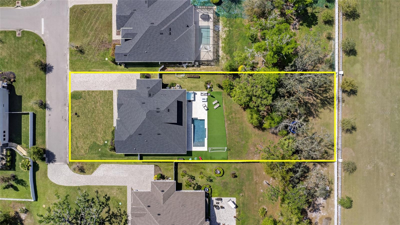 3188 BROWN BROCKET LN