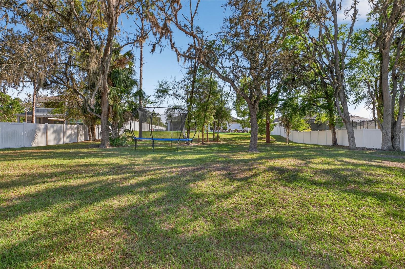 3188 BROWN BROCKET LN