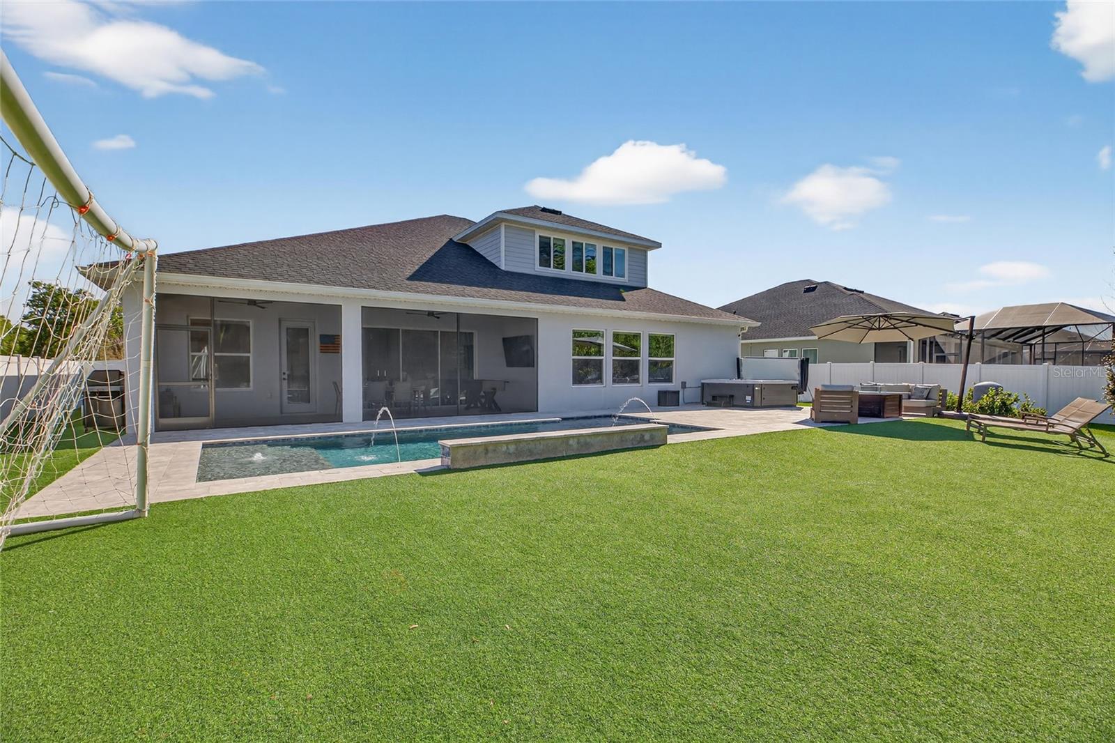 3188 BROWN BROCKET LN
