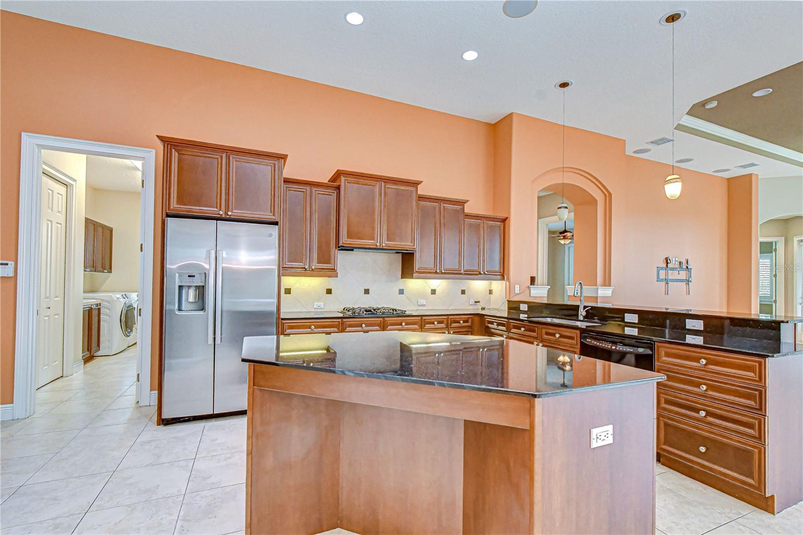 21338 LAKE VIENNA DRIVE DR