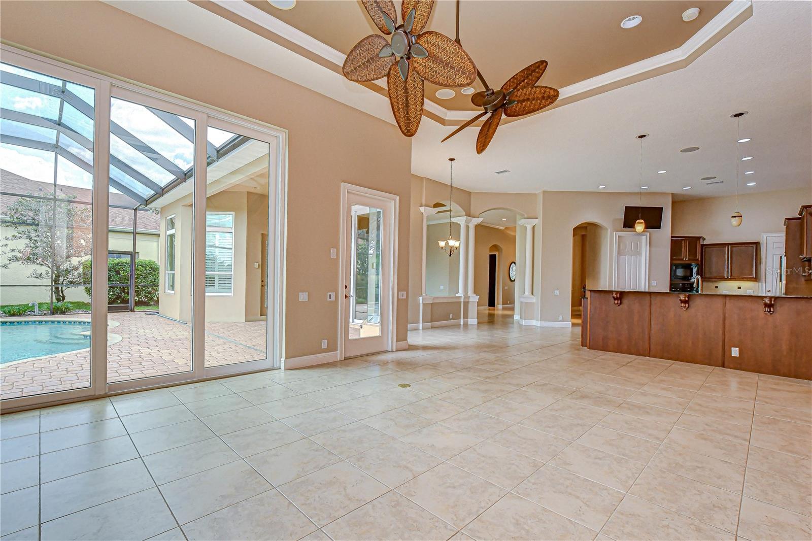 21338 LAKE VIENNA DRIVE DR
