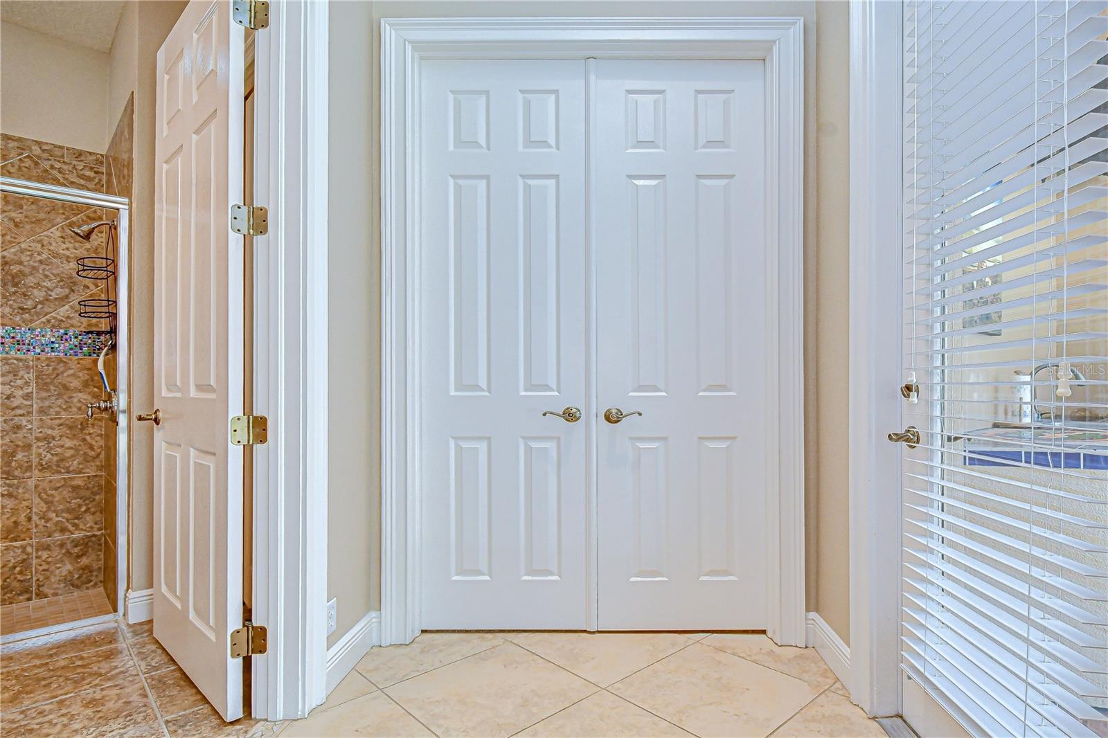 21338 LAKE VIENNA DRIVE DR
