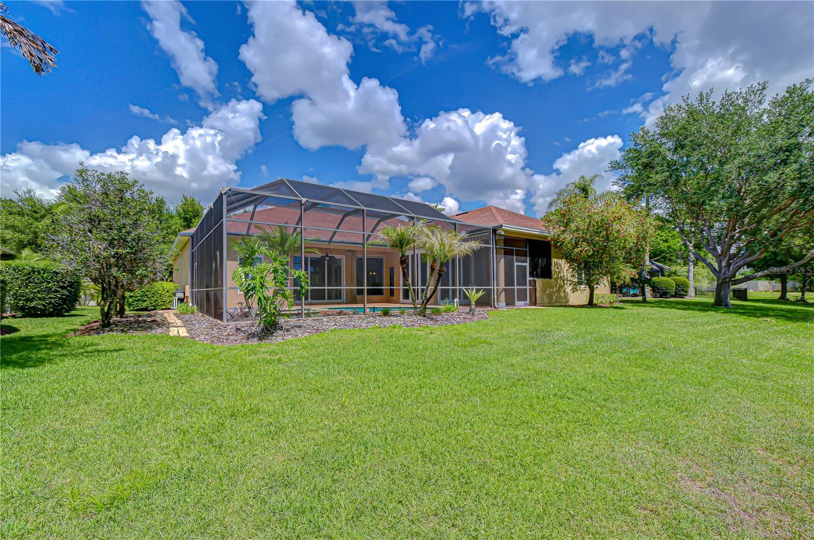21338 LAKE VIENNA DRIVE DR