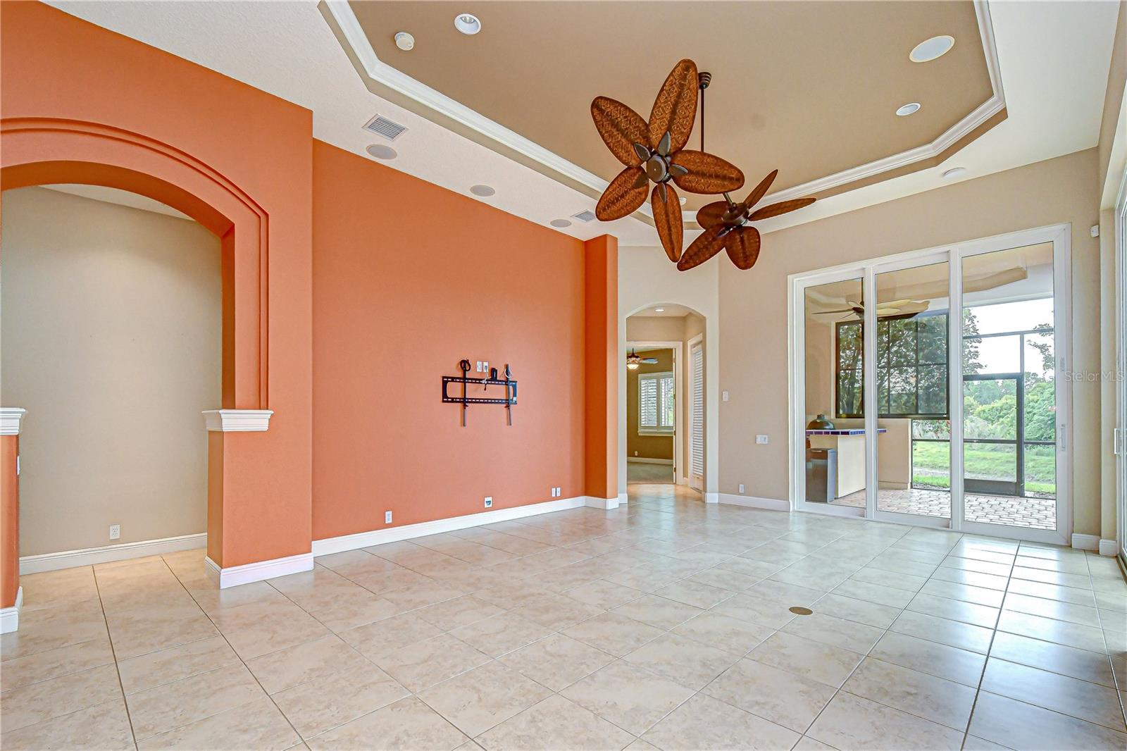 21338 LAKE VIENNA DRIVE DR