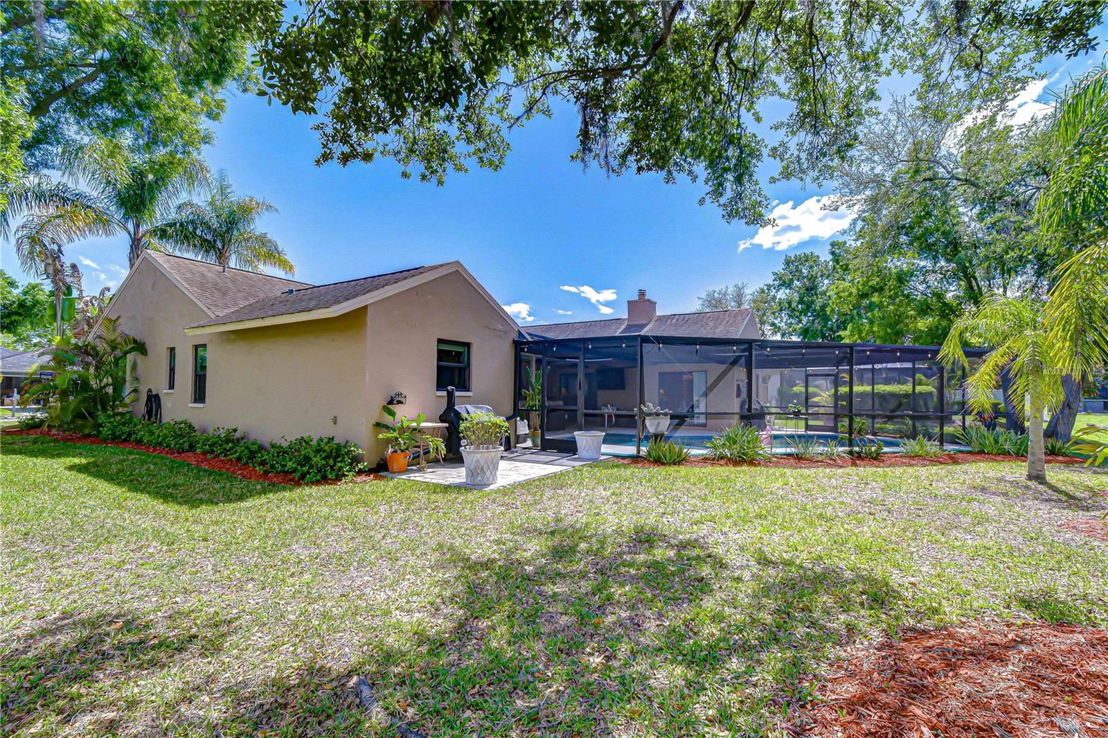 20 FERNBROOK RD