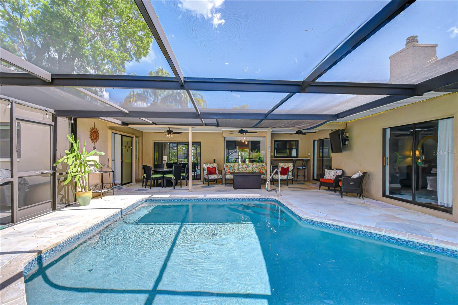 20 FERNBROOK RD