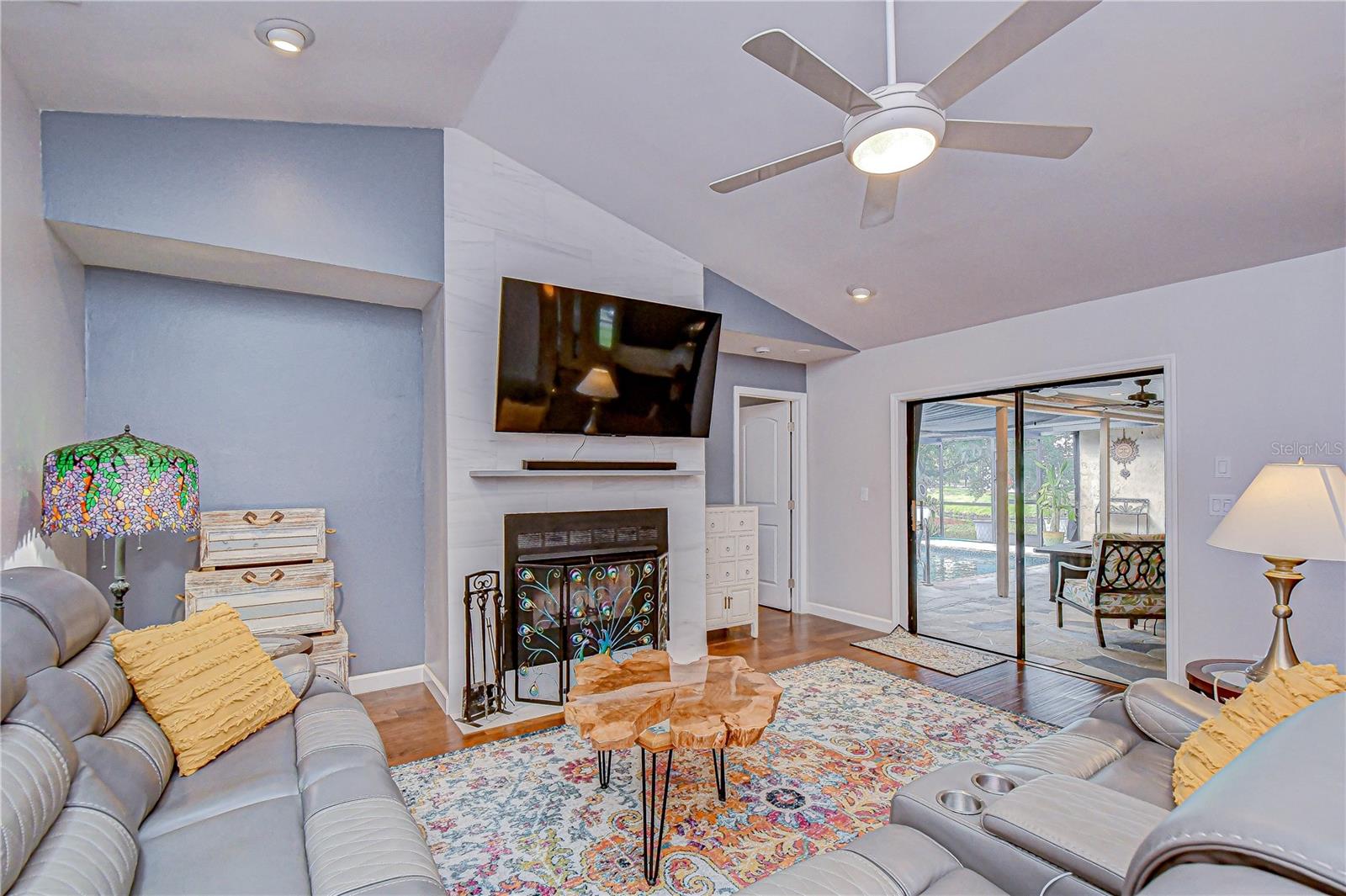 20 FERNBROOK RD