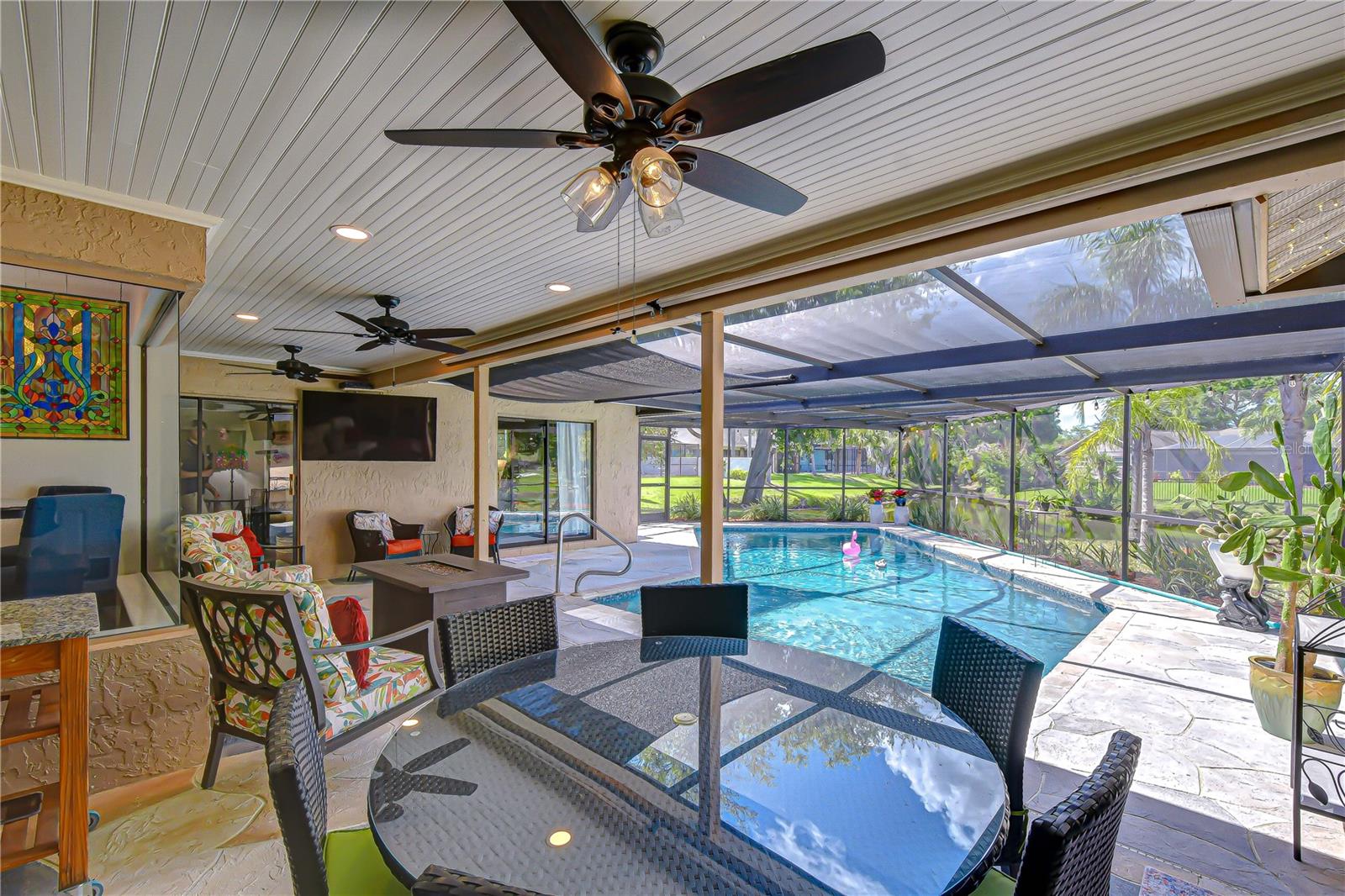 20 FERNBROOK RD