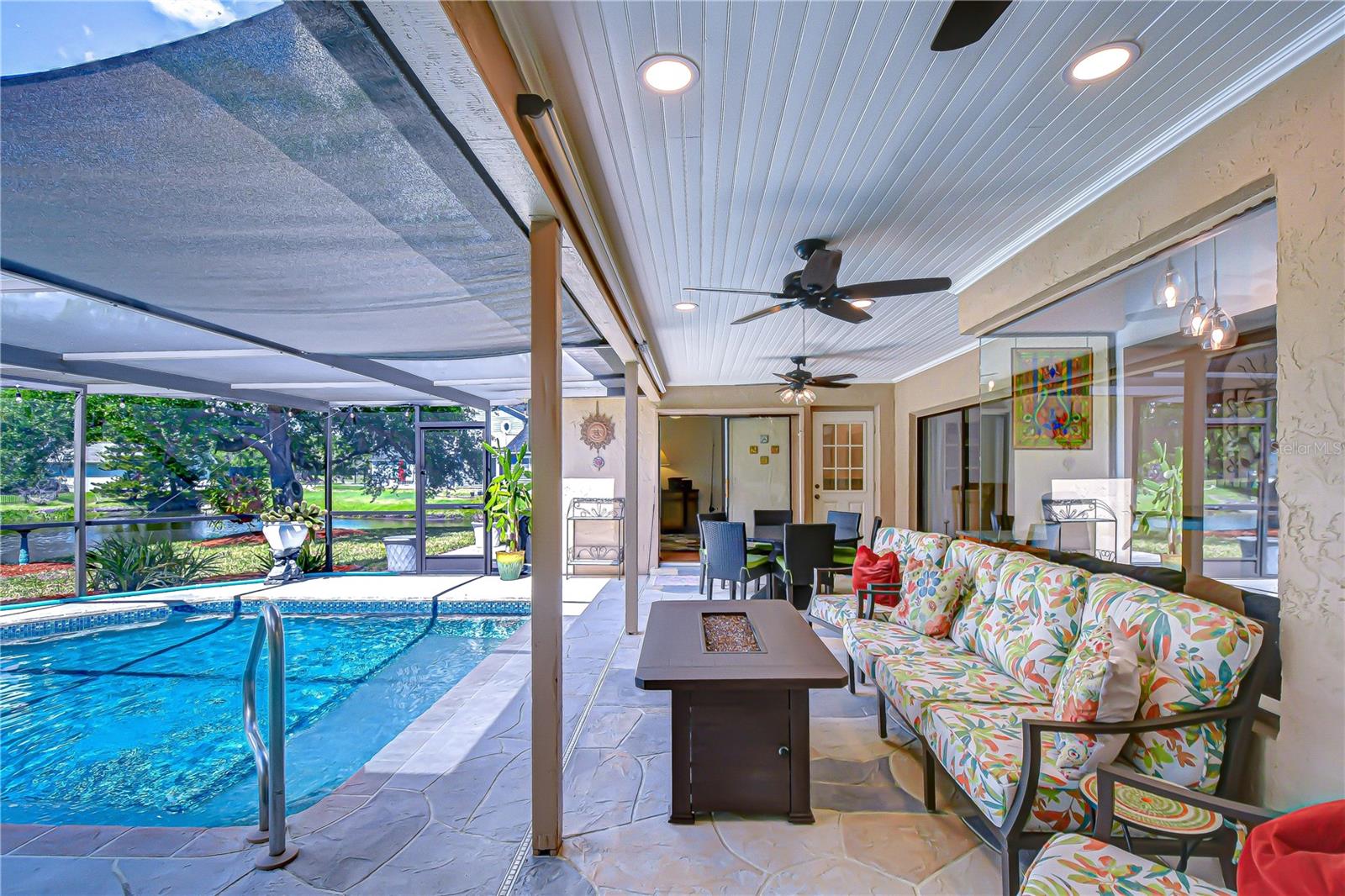 20 FERNBROOK RD