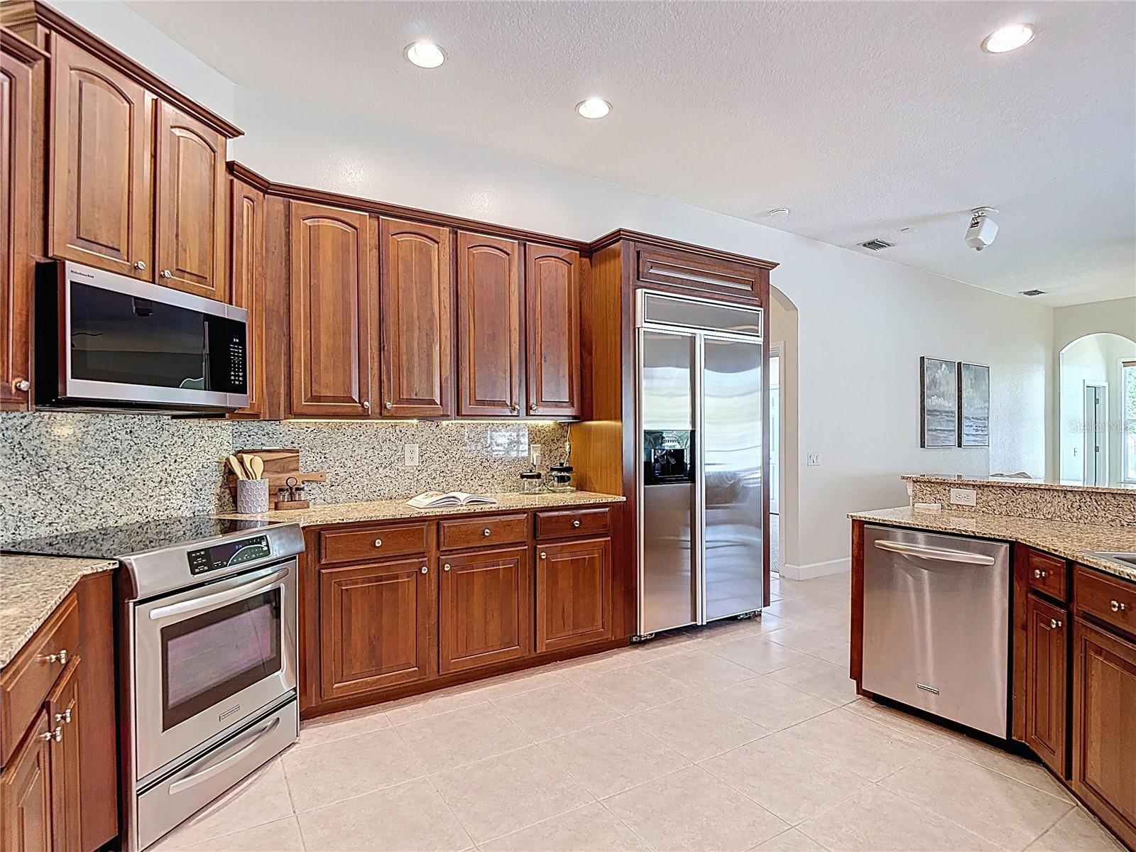 5106 ASHCREST CT