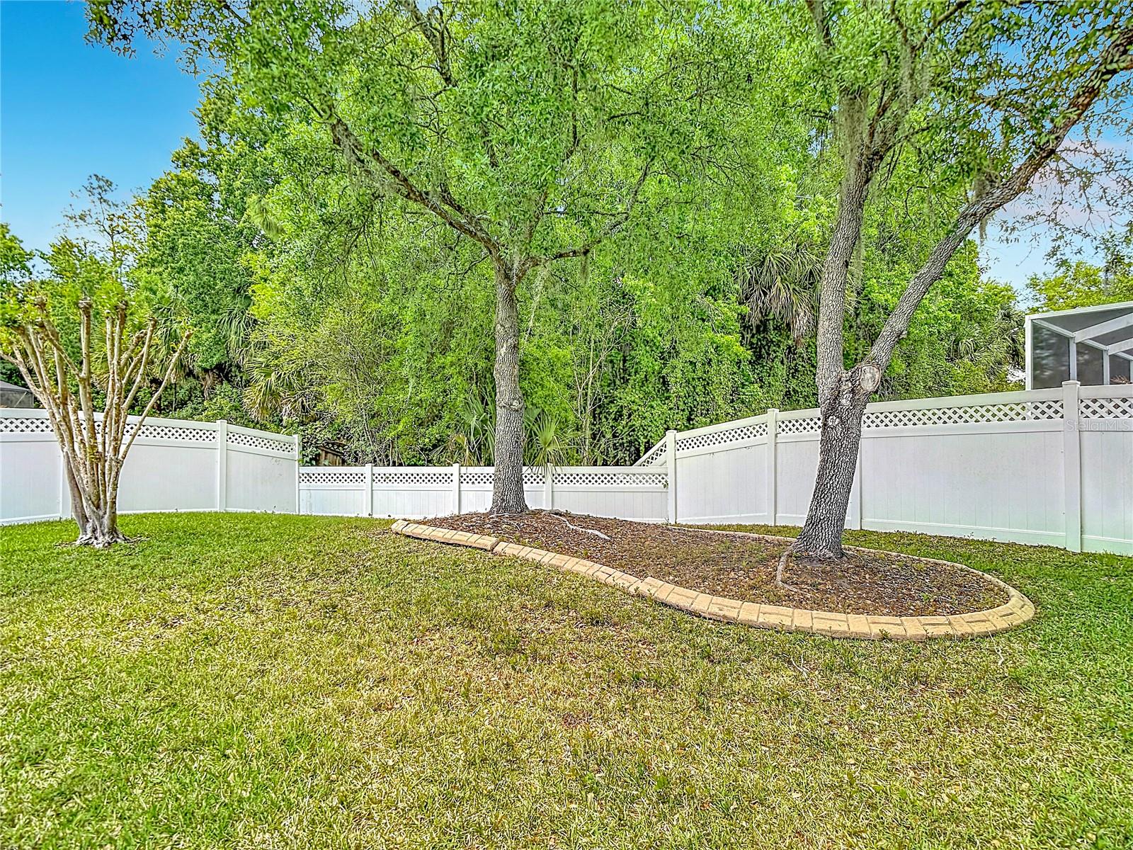 5106 ASHCREST CT