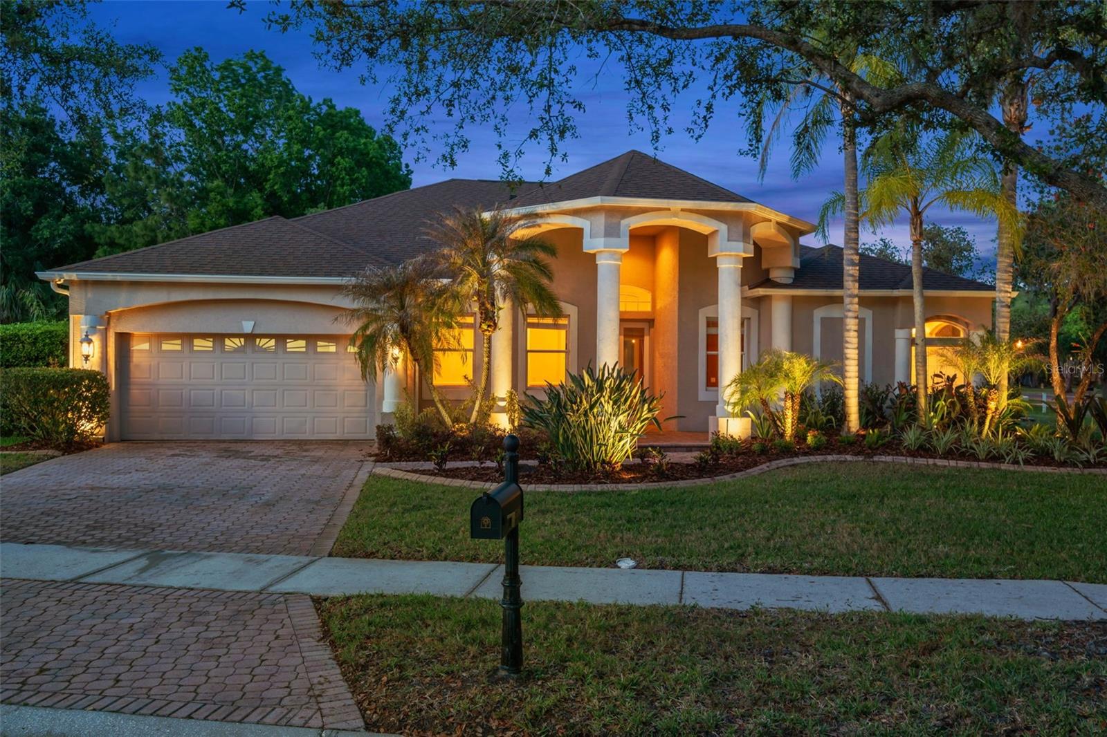 5106 ASHCREST CT