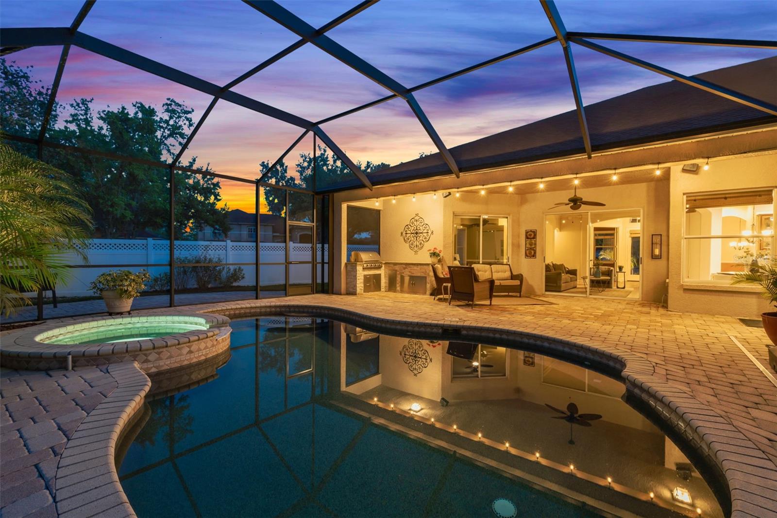 5106 ASHCREST CT