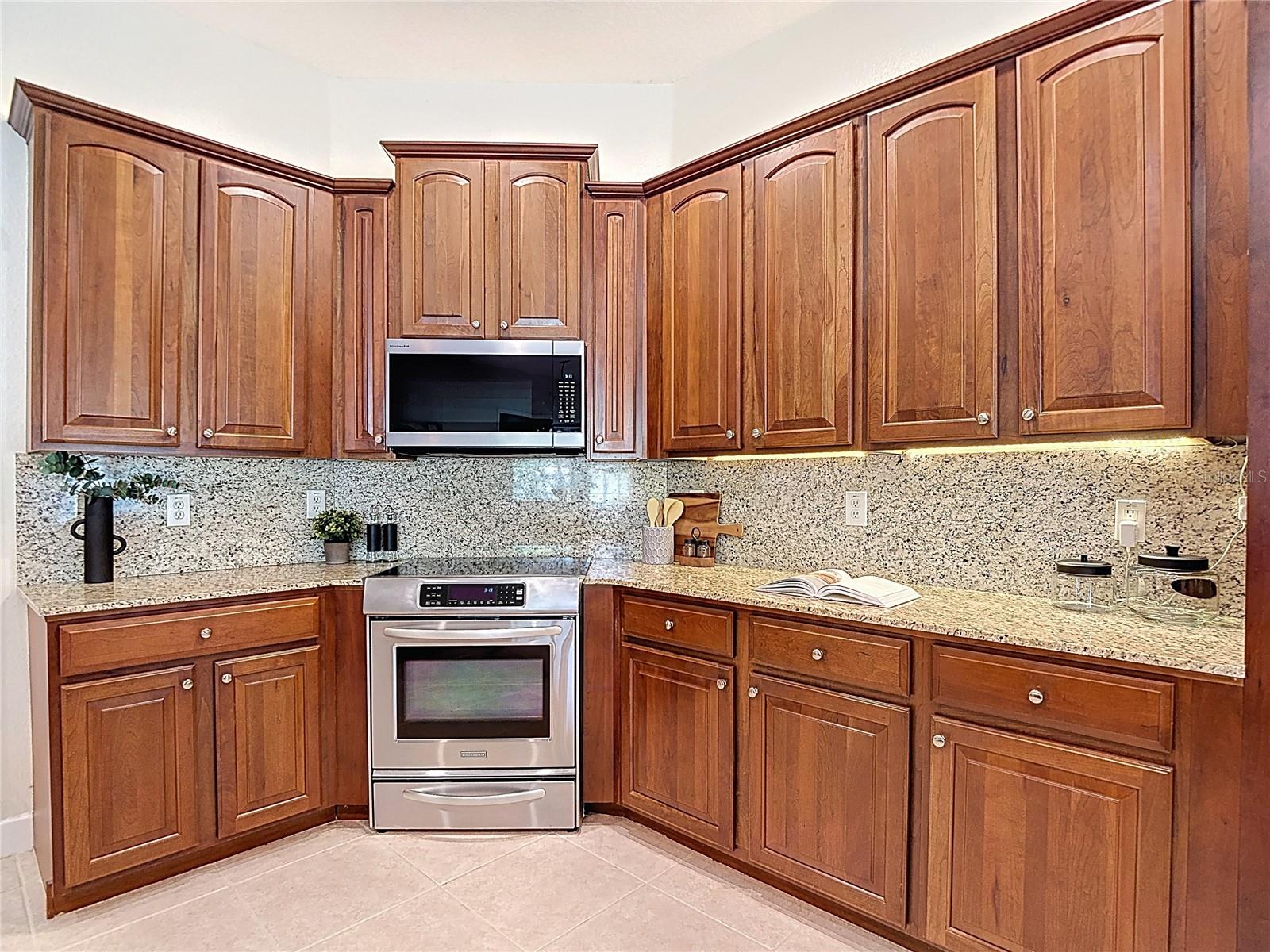 5106 ASHCREST CT
