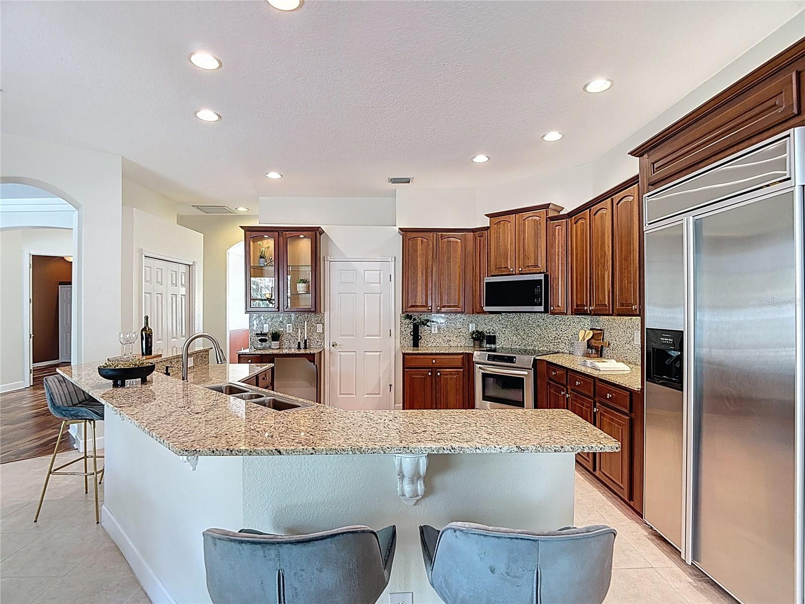 5106 ASHCREST CT