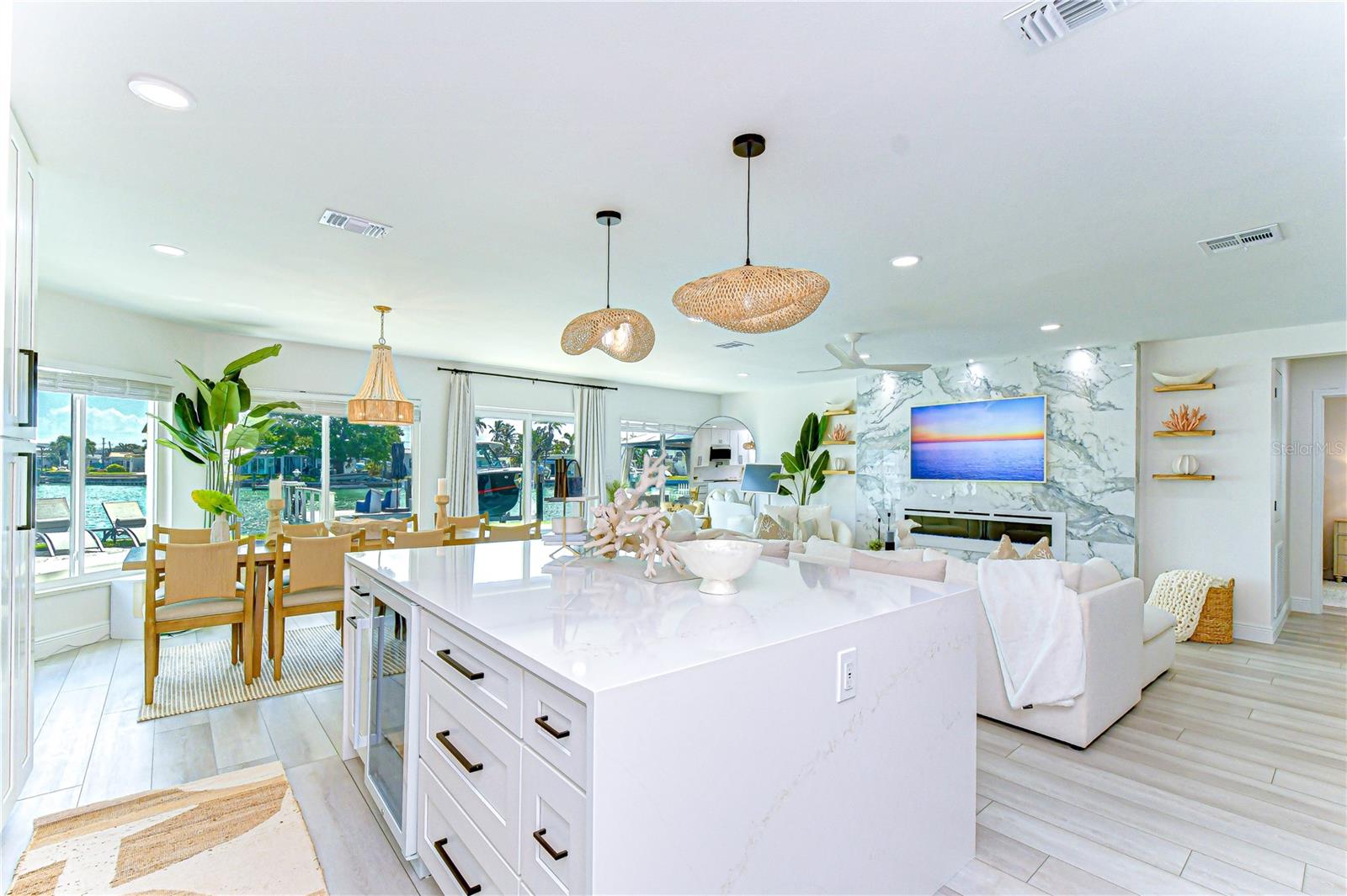 728 PRUITT DR