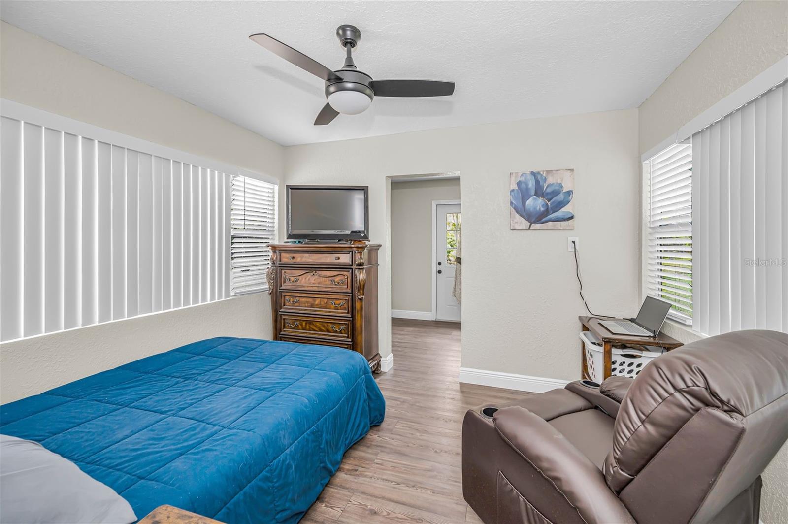 5146 MALLETT DR