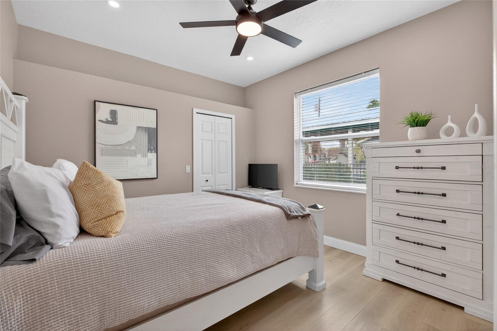 21865 OCEAN PINES DR