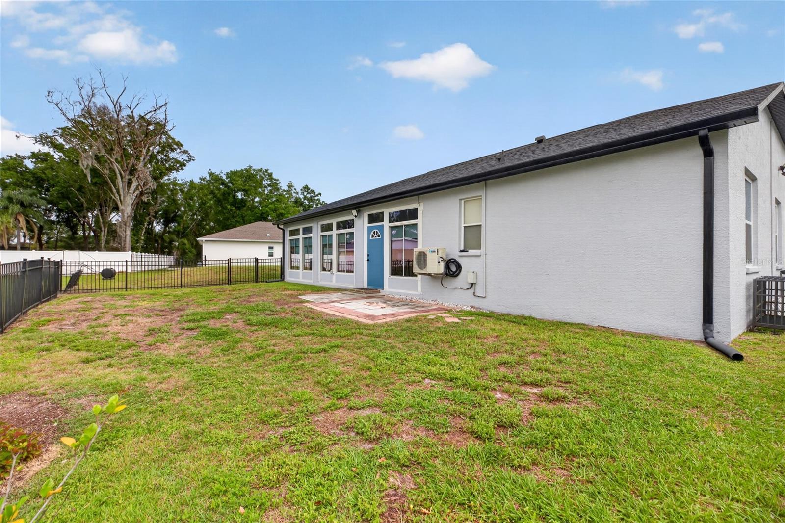 21865 OCEAN PINES DR