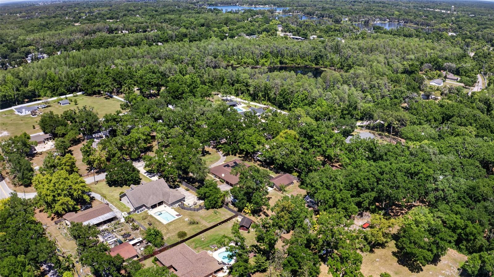 1026 CRYSTAL LAKE RD