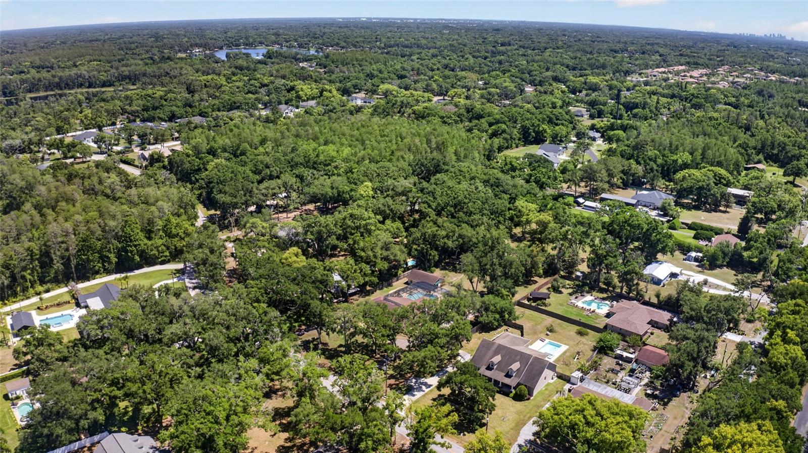 1026 CRYSTAL LAKE RD
