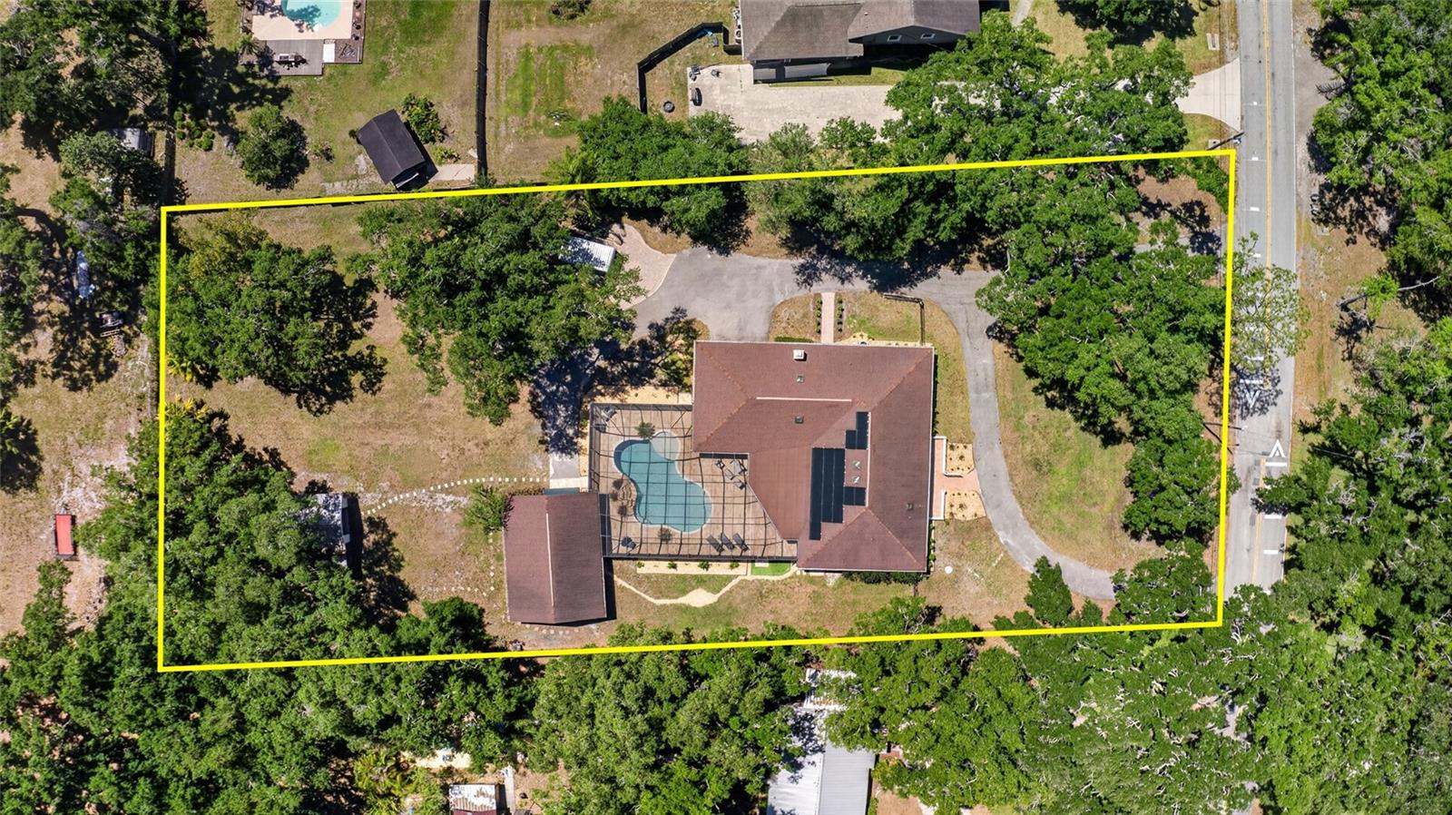 1026 CRYSTAL LAKE RD