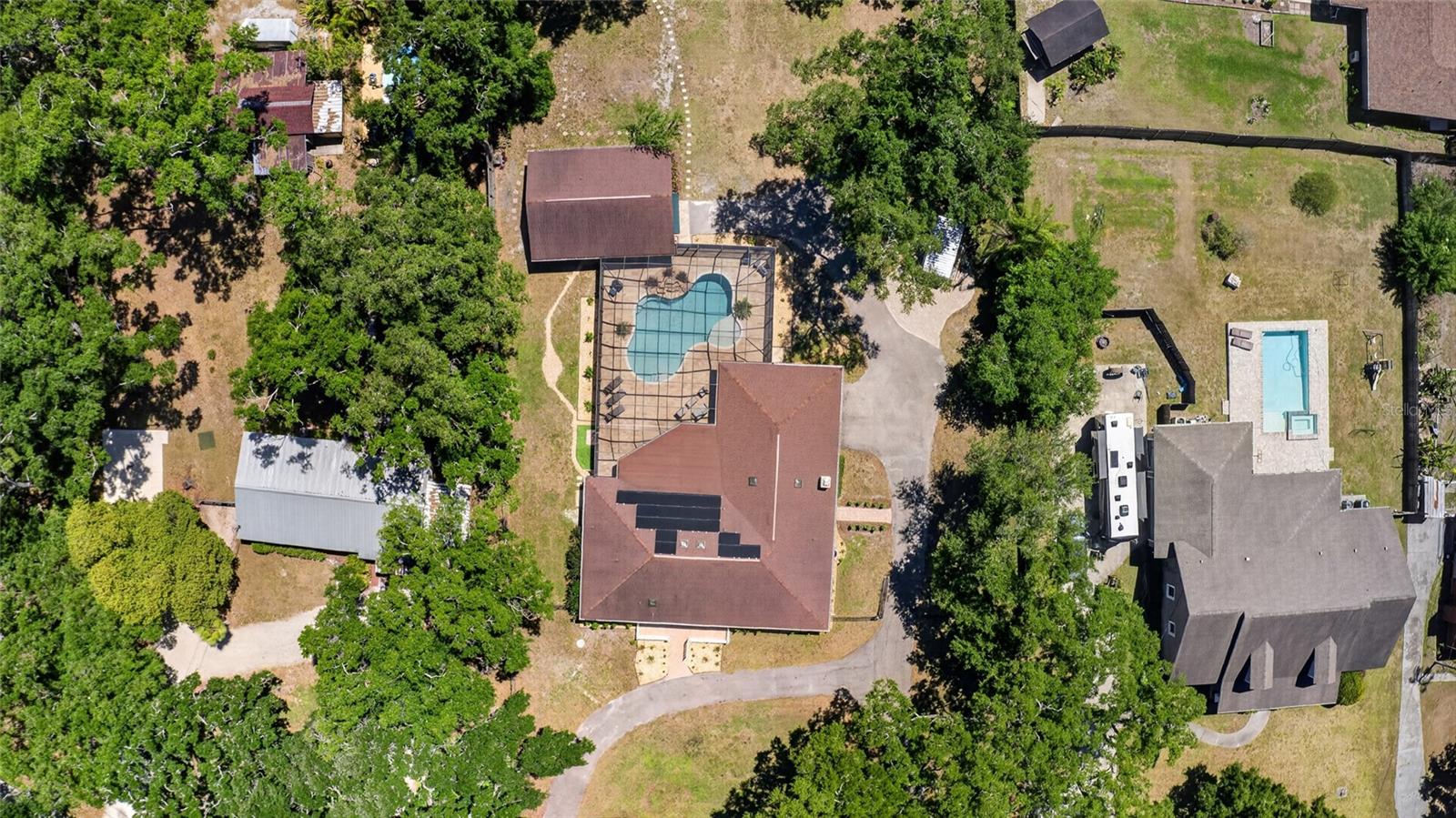1026 CRYSTAL LAKE RD