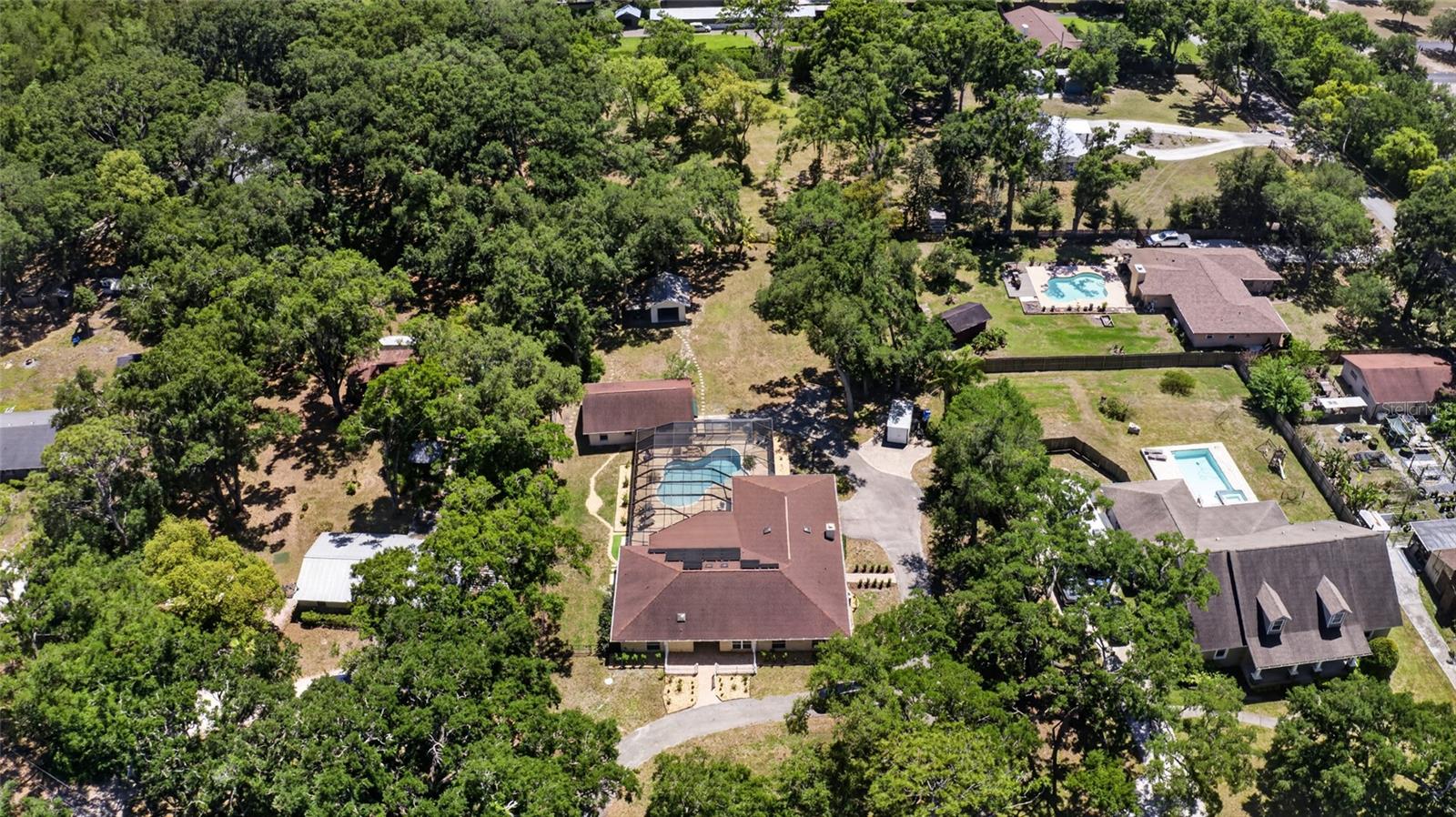1026 CRYSTAL LAKE RD