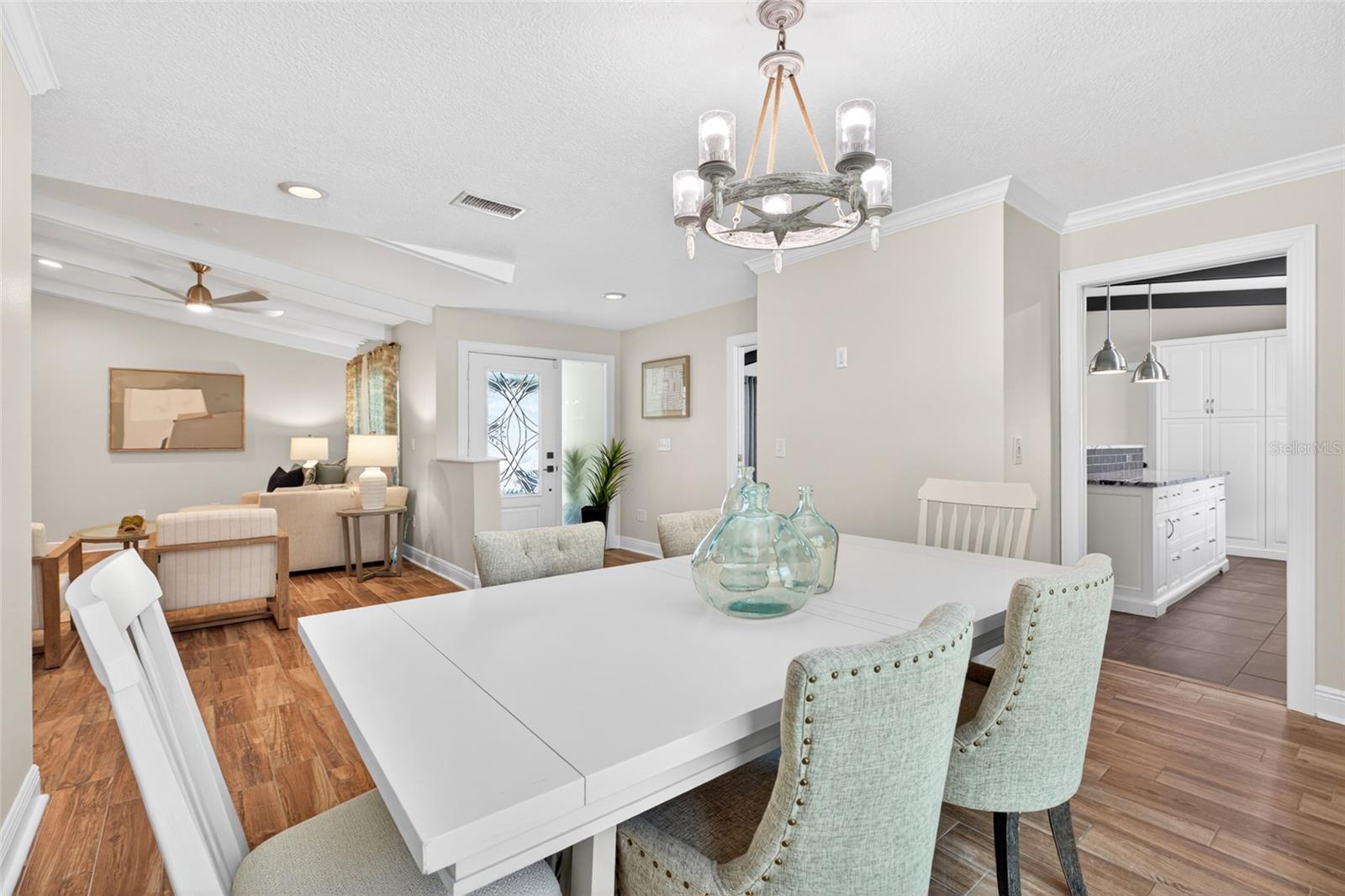 13522 AVISTA DR