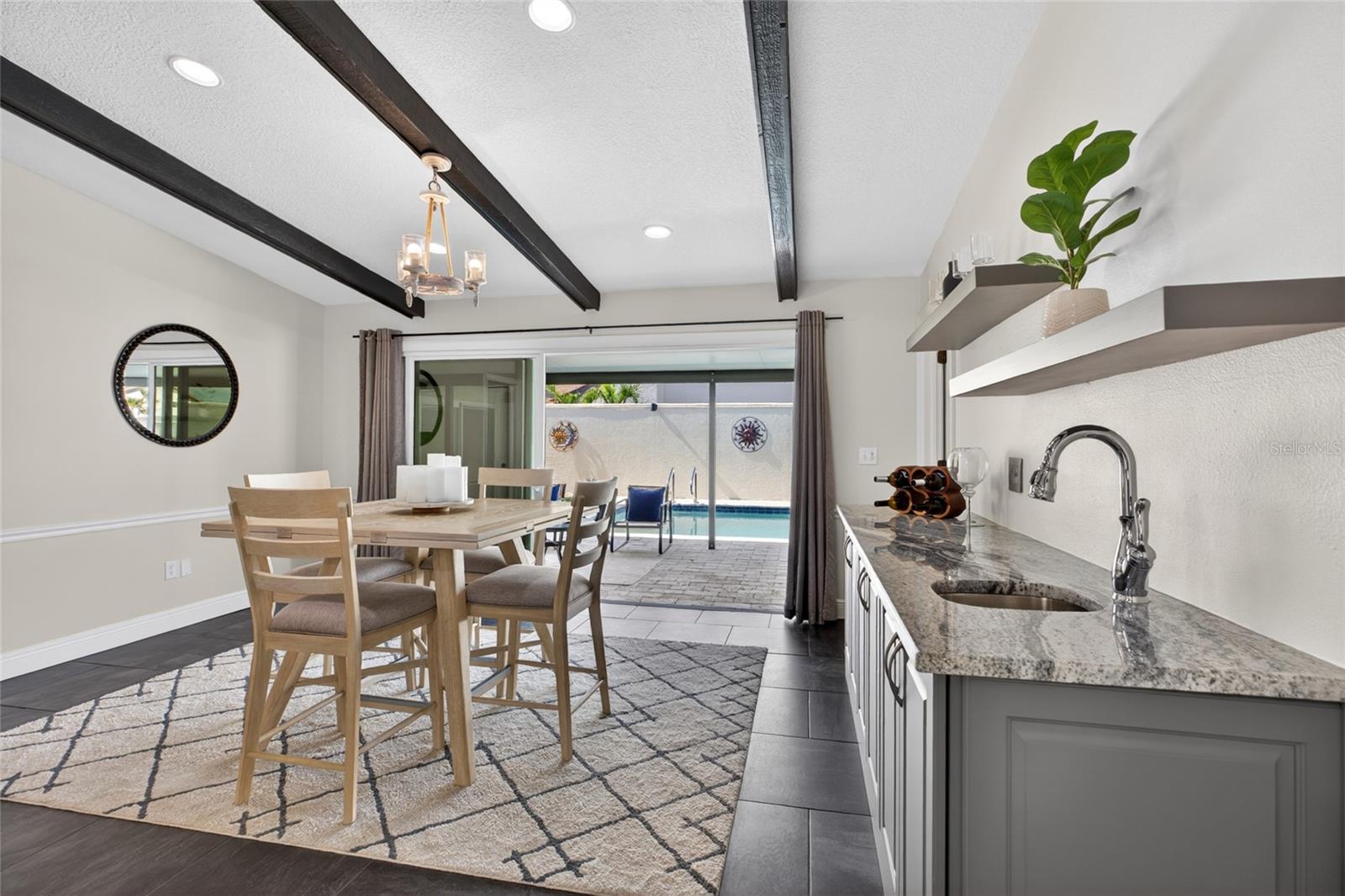 13522 AVISTA DR