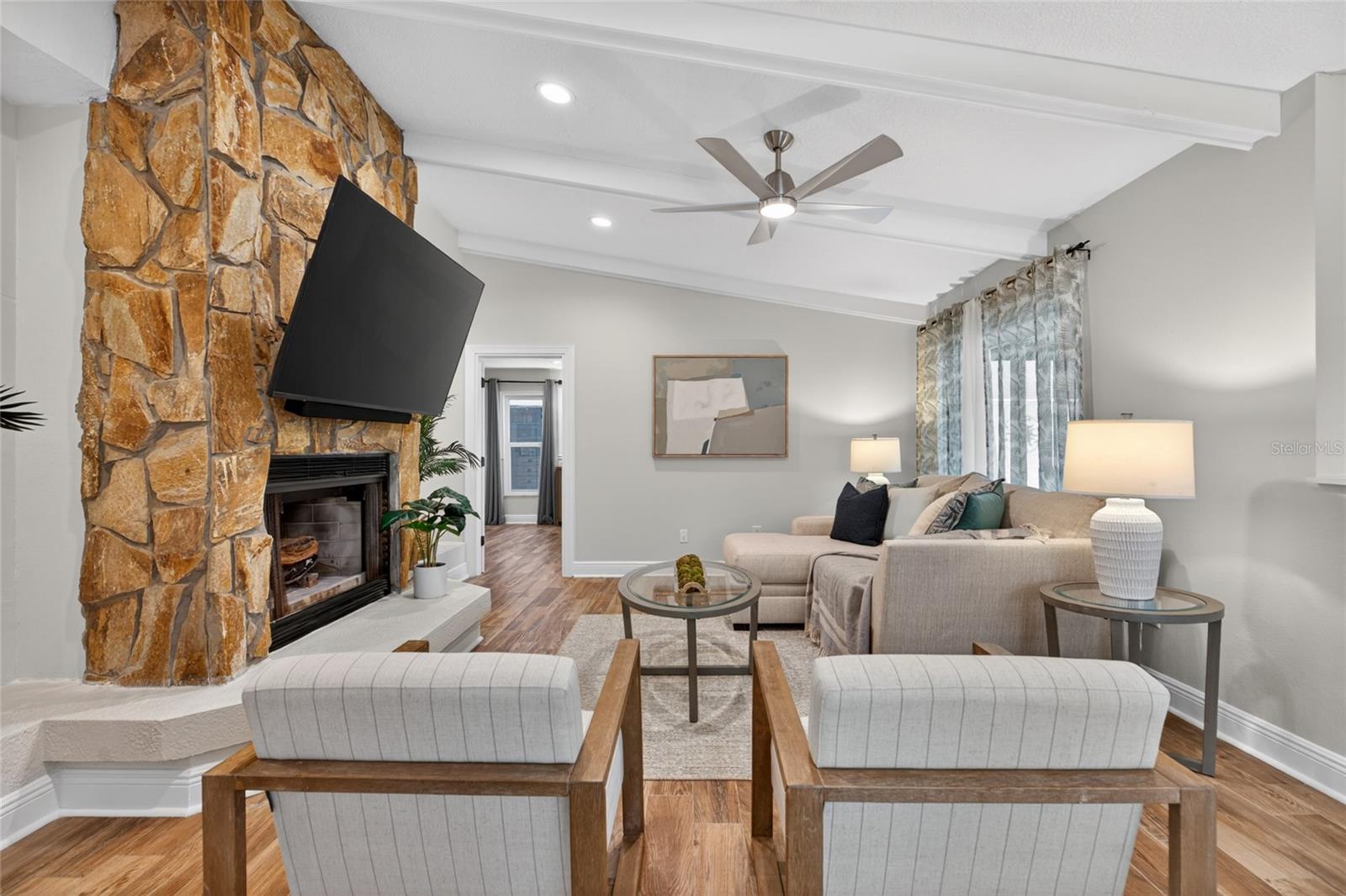 13522 AVISTA DR