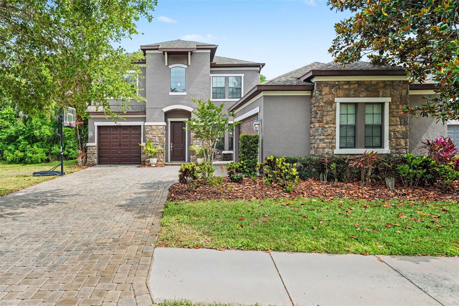 3220 MAJESTIC VIEW DR