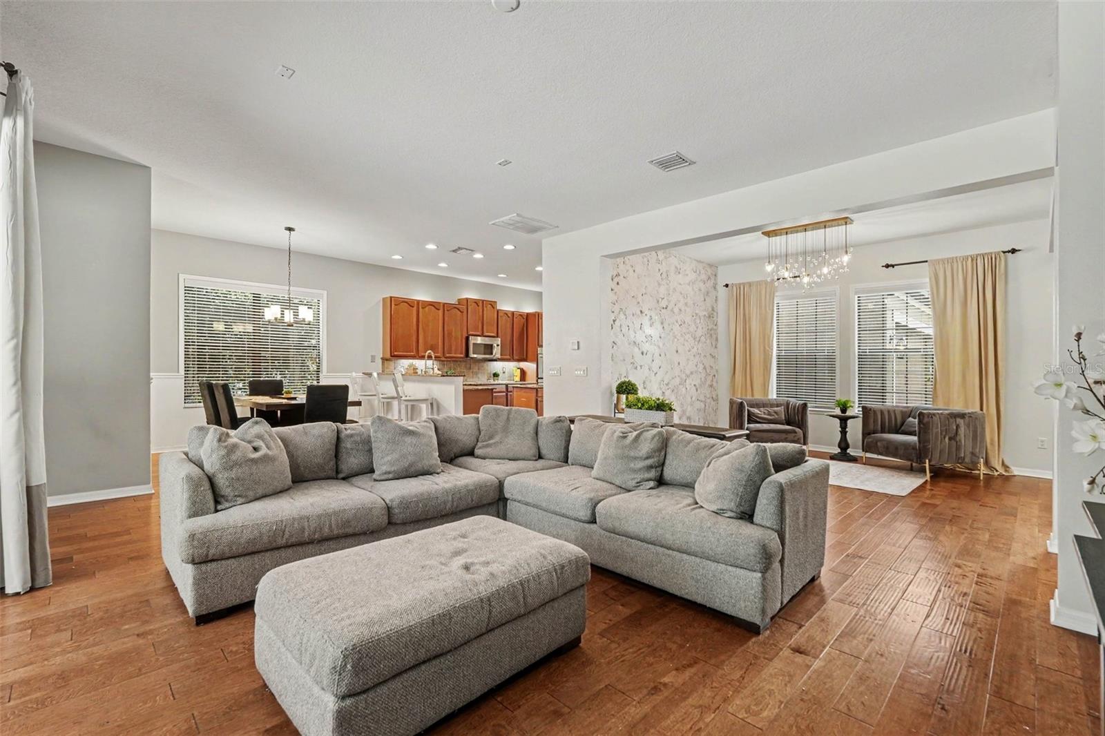 3220 MAJESTIC VIEW DR