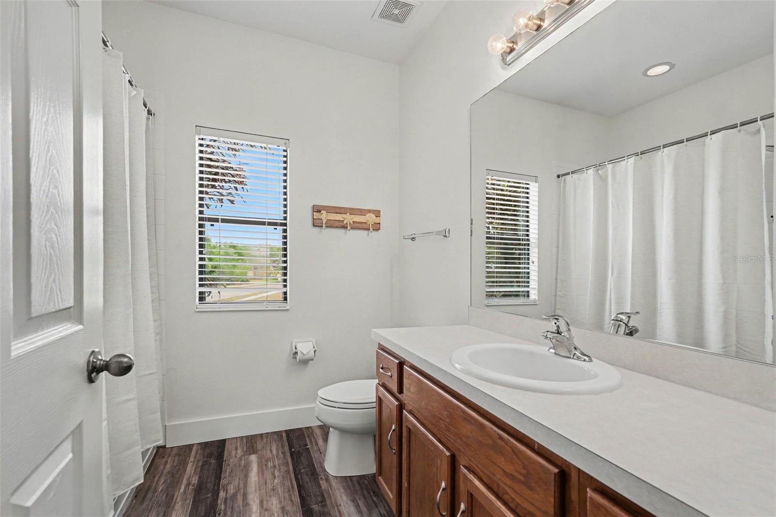 3220 MAJESTIC VIEW DR