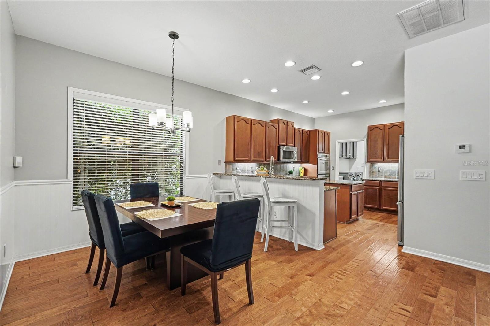 3220 MAJESTIC VIEW DR