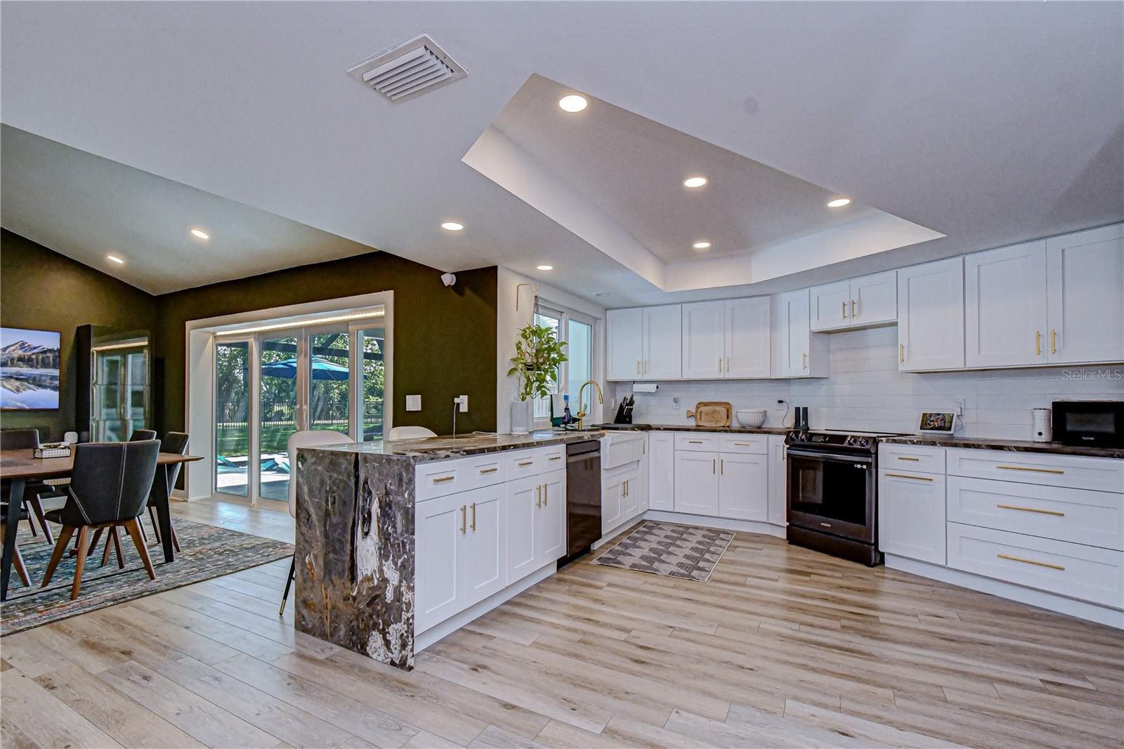 4315 NORTHPARK DR