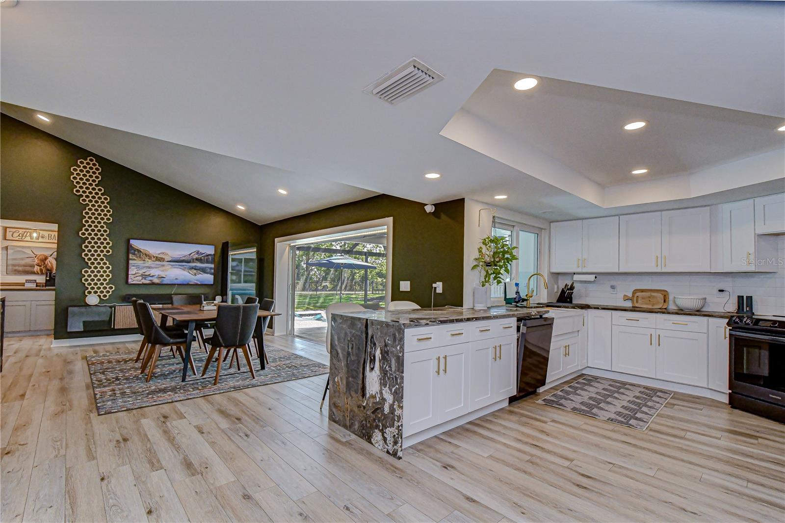4315 NORTHPARK DR