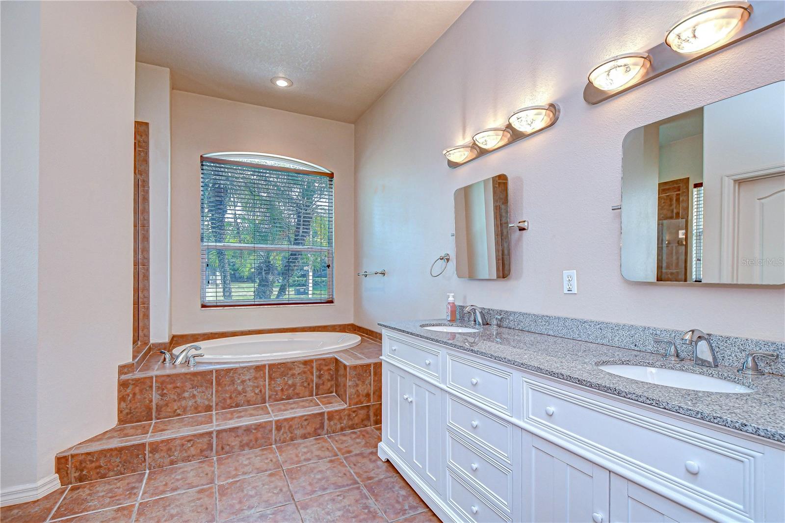 4505 BLOOMSBURY CT