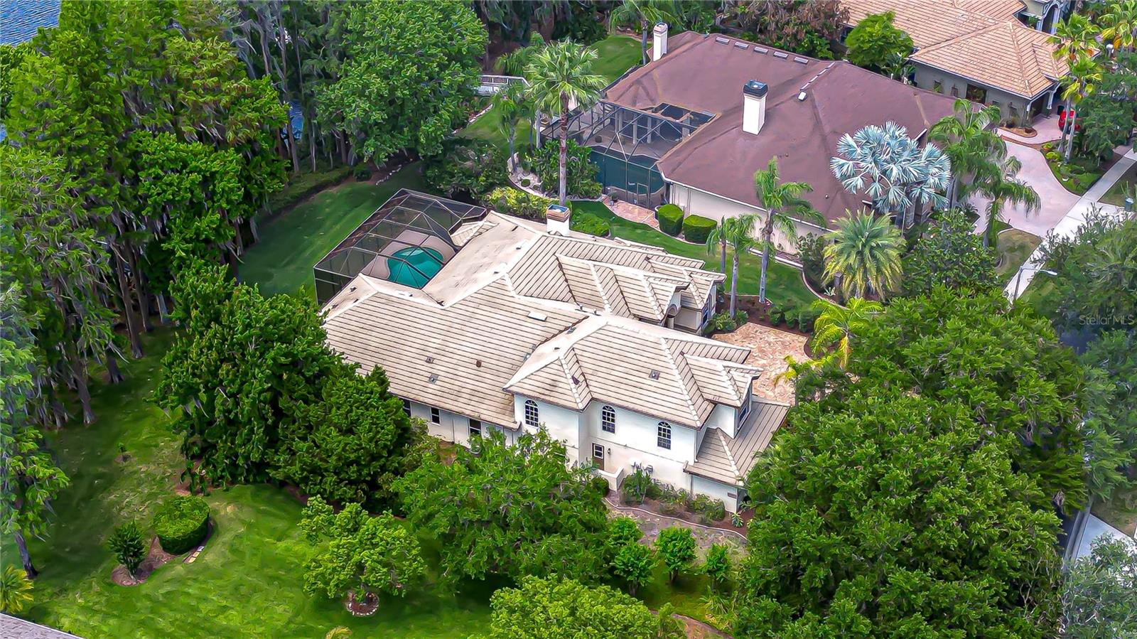20915 LAKE VIENNA DR