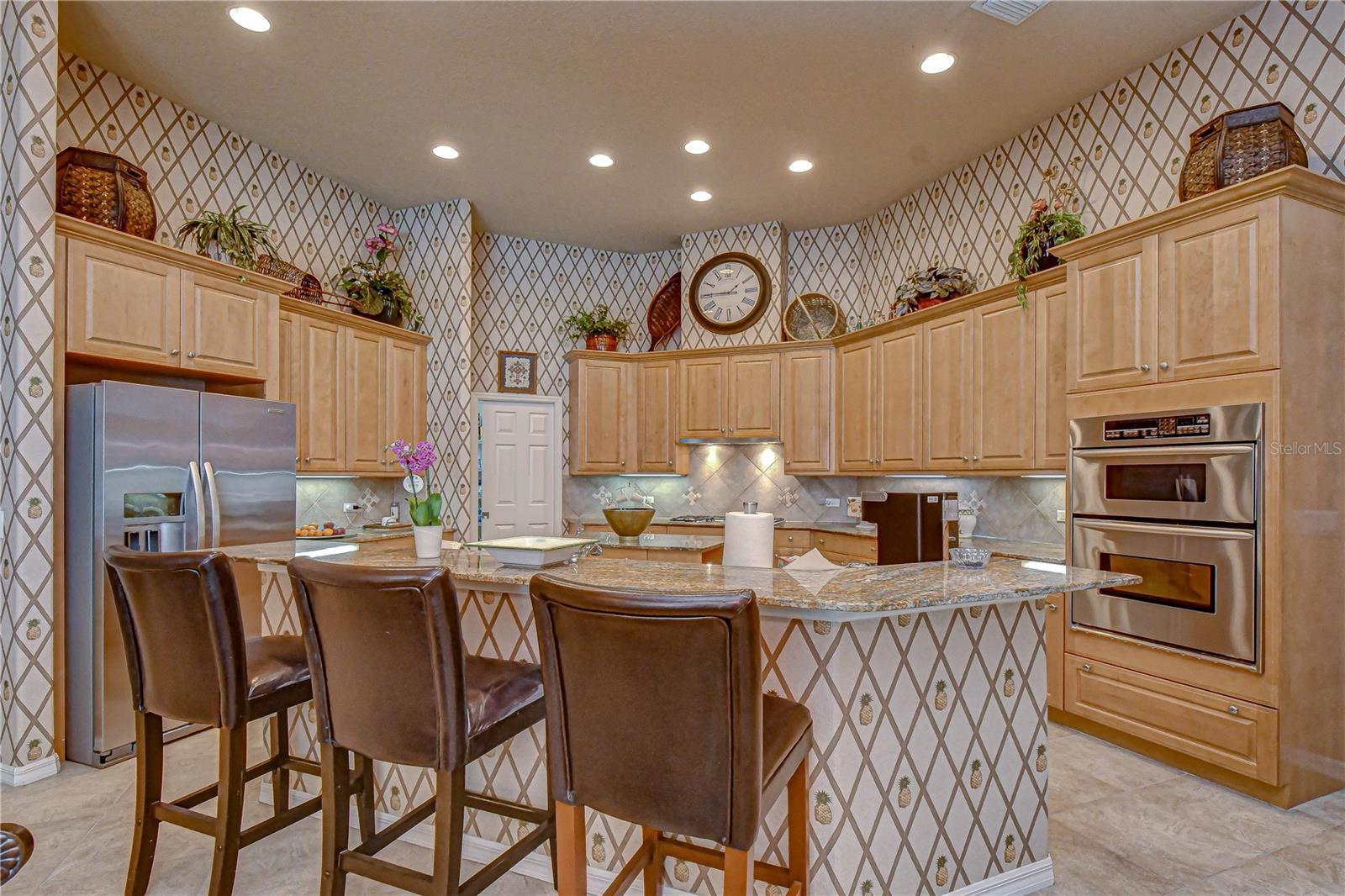 20915 LAKE VIENNA DR