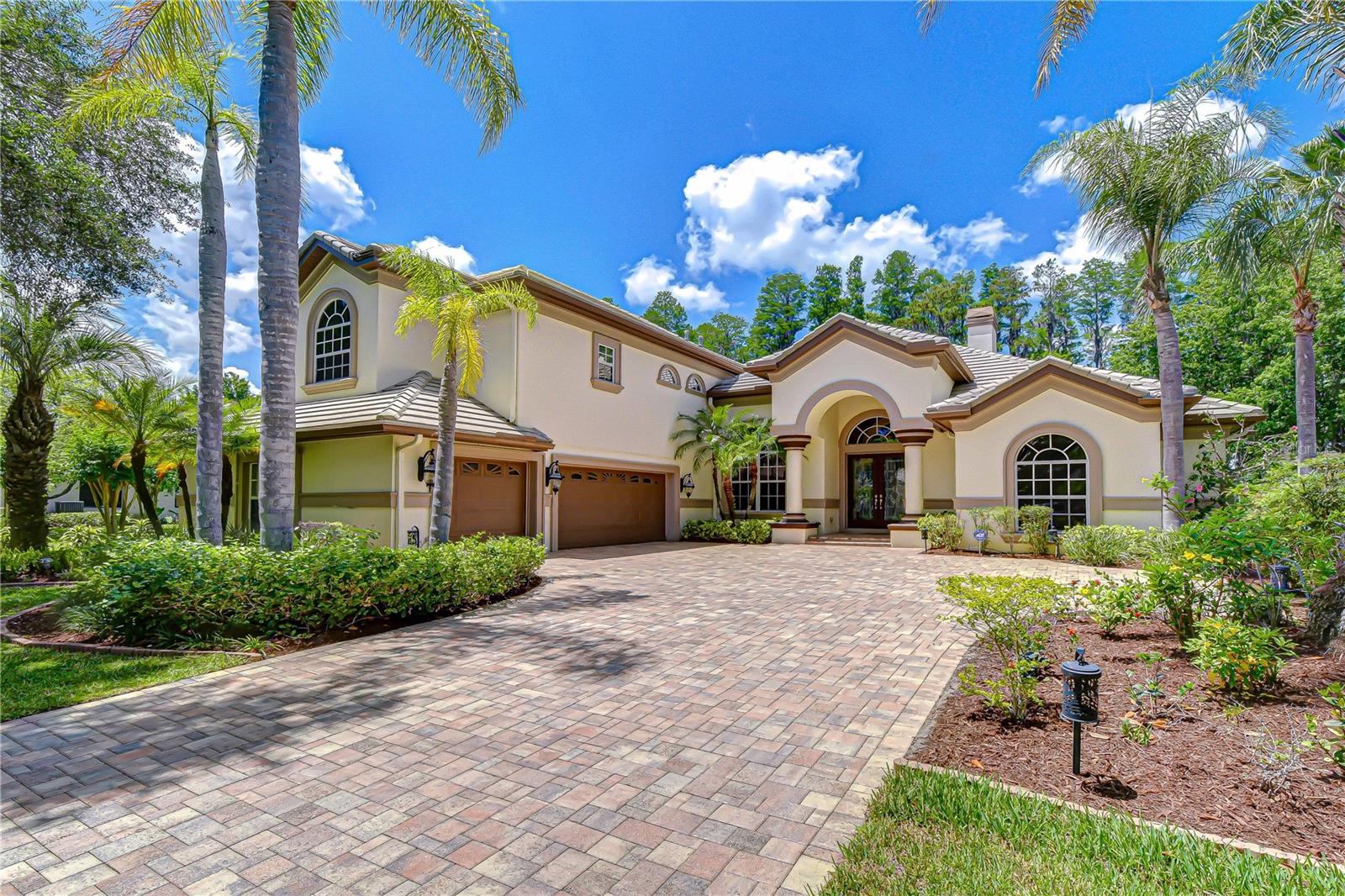 20915 LAKE VIENNA DR