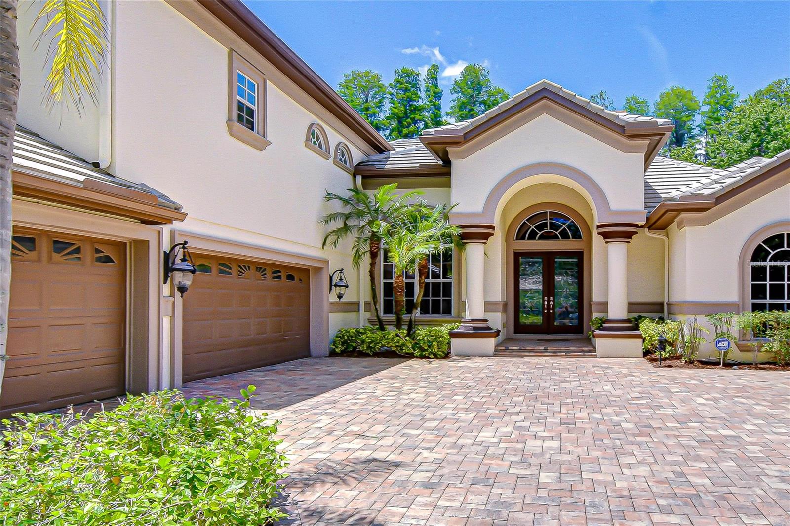 20915 LAKE VIENNA DR