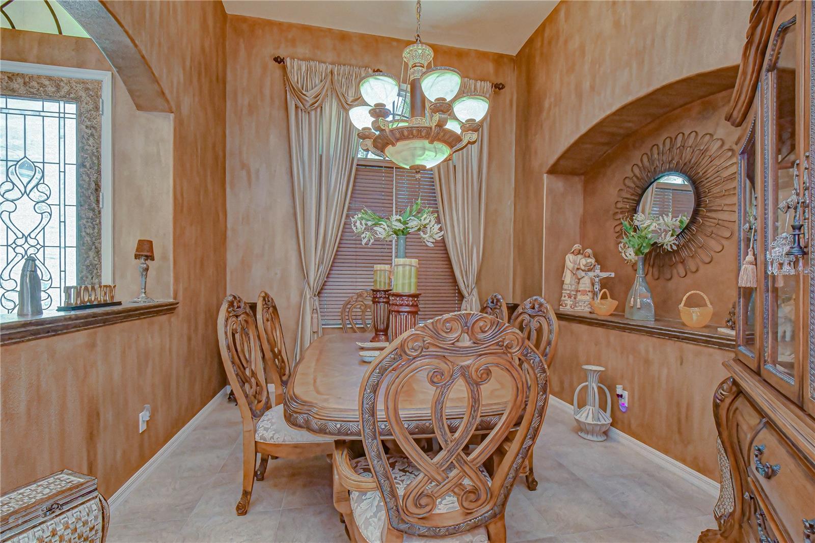 20915 LAKE VIENNA DR