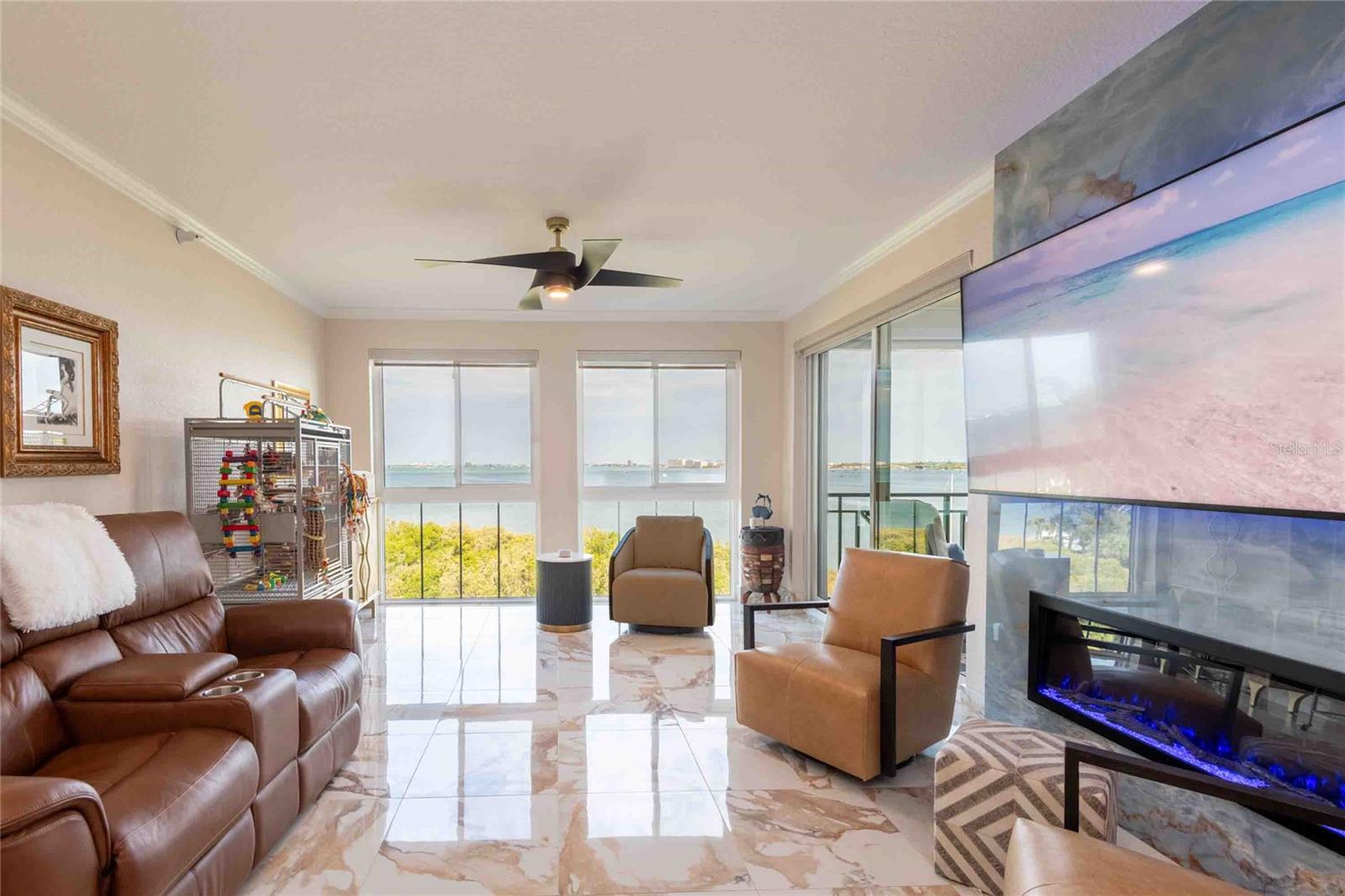 4737 DOLPHIN CAY LN S #407